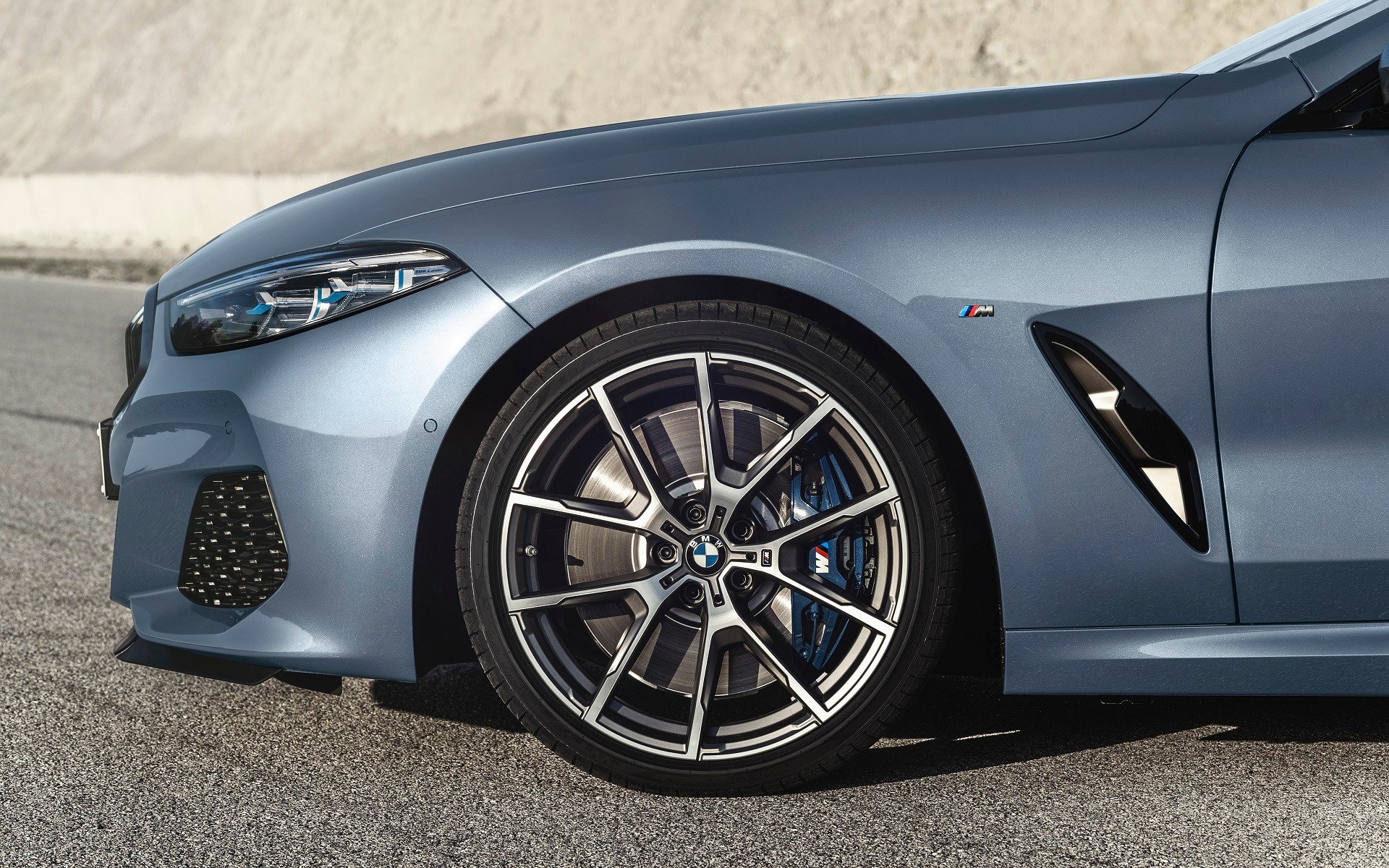 <p>2019 BMW 8 Series Coupe with 20-inch M alloy wheels</p>