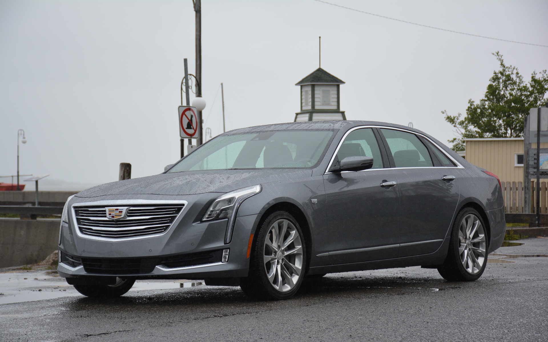 <p>Cadillac's Super Cruise technology in the CT6</p>