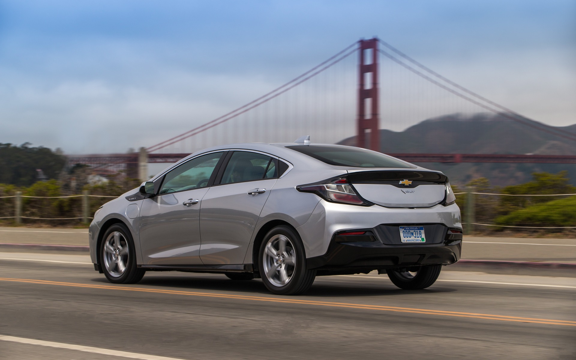<p>2019 Chevrolet Volt with available blackout package</p>
