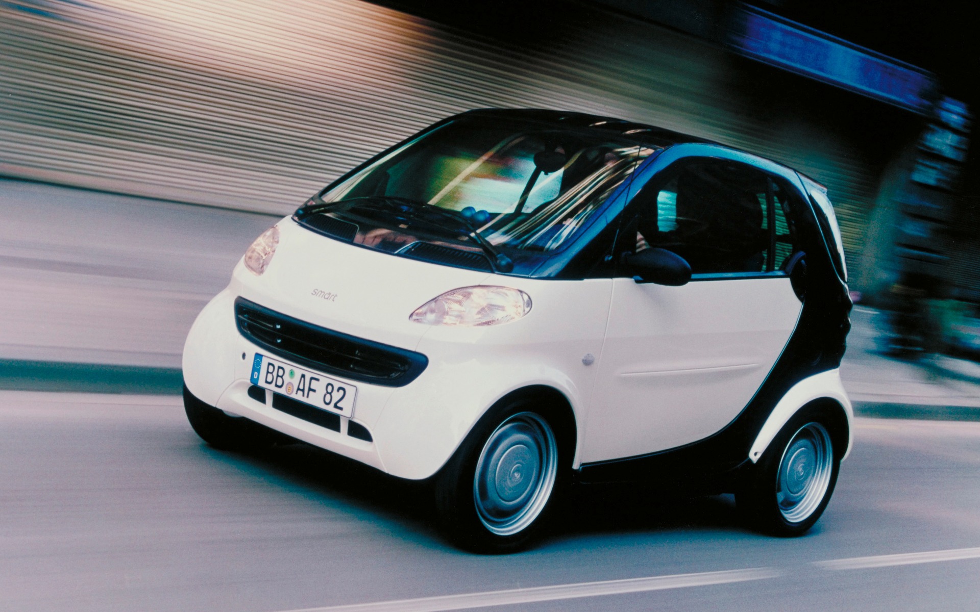 <p>First generation of the smart fortwo. A tiny legend was born.</p>