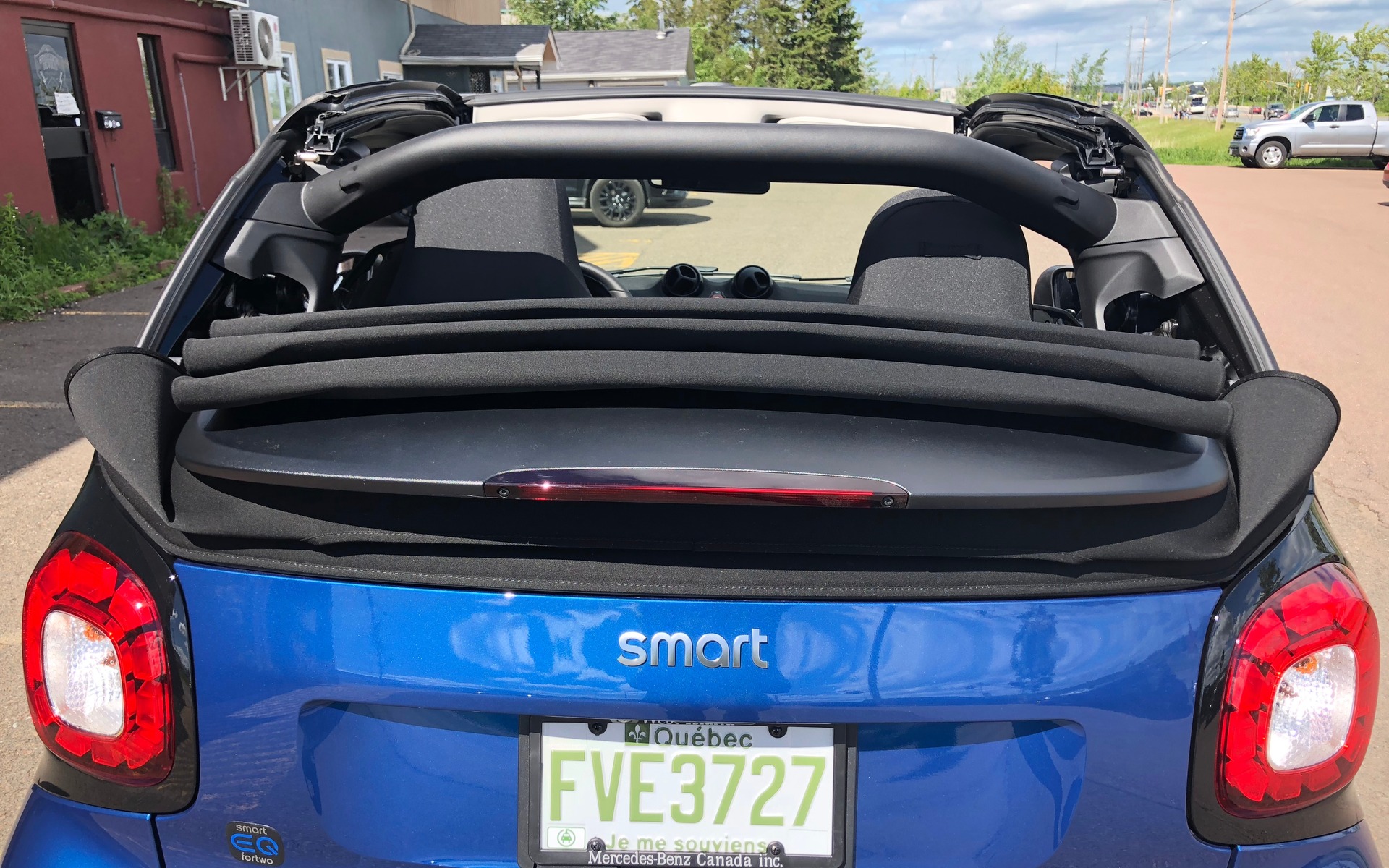 <p>The 2018 smart EQ fortwo cabrio</p>