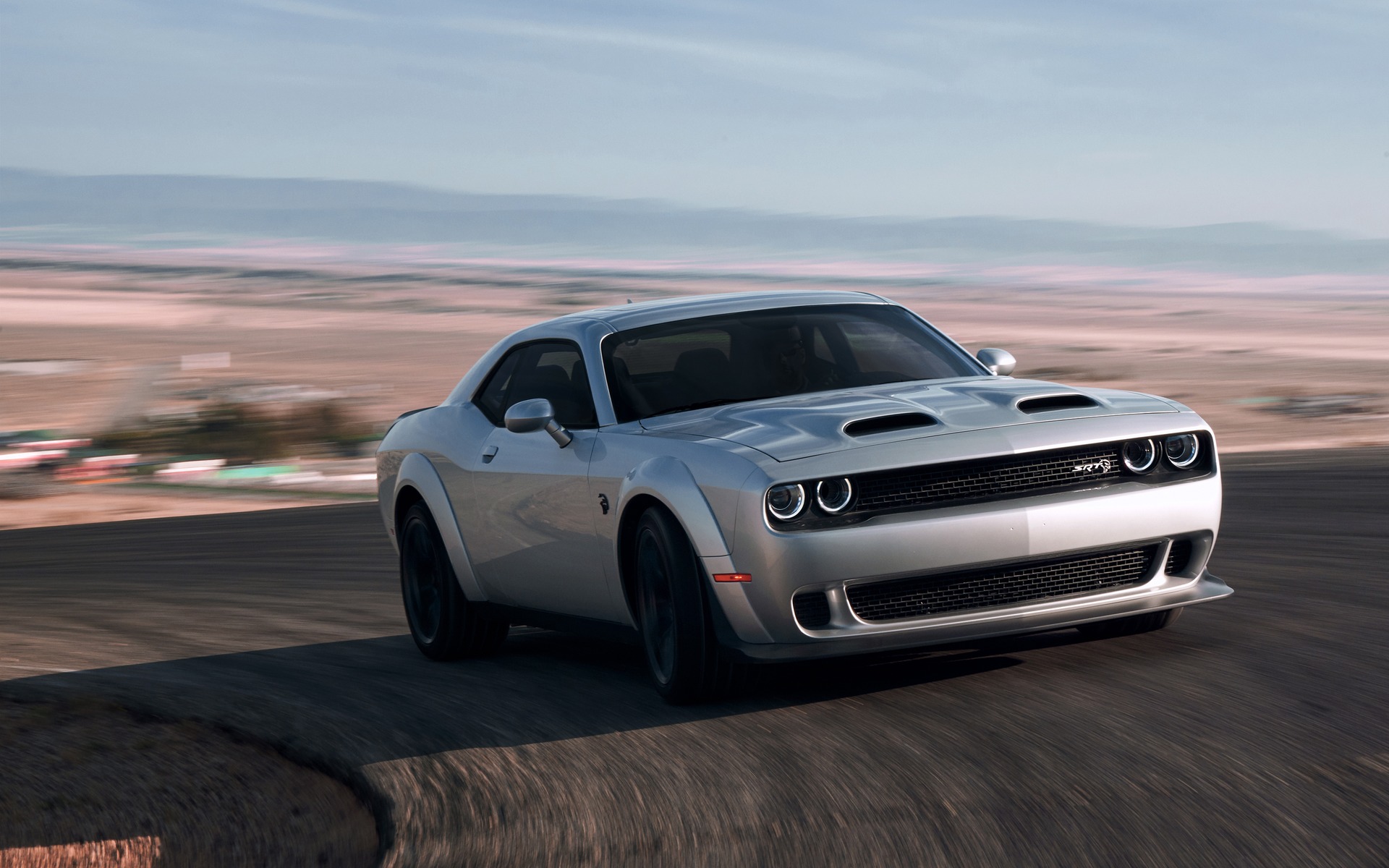 2019 Dodge Challenger SRT Hellcat Redeye: We're Driving it on a Racetrack  This Week - The Car Guide