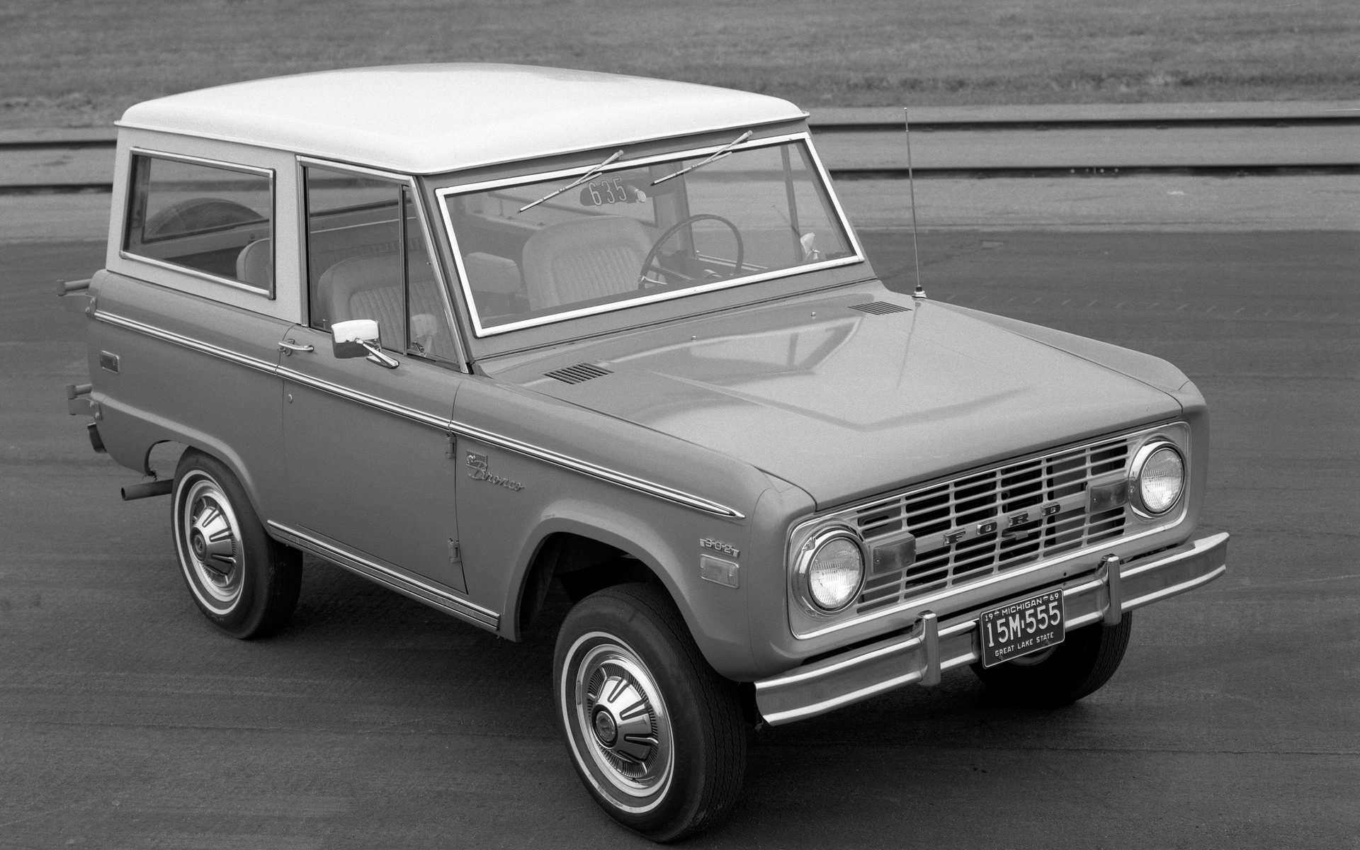 <p>1970 Ford Bronco</p>