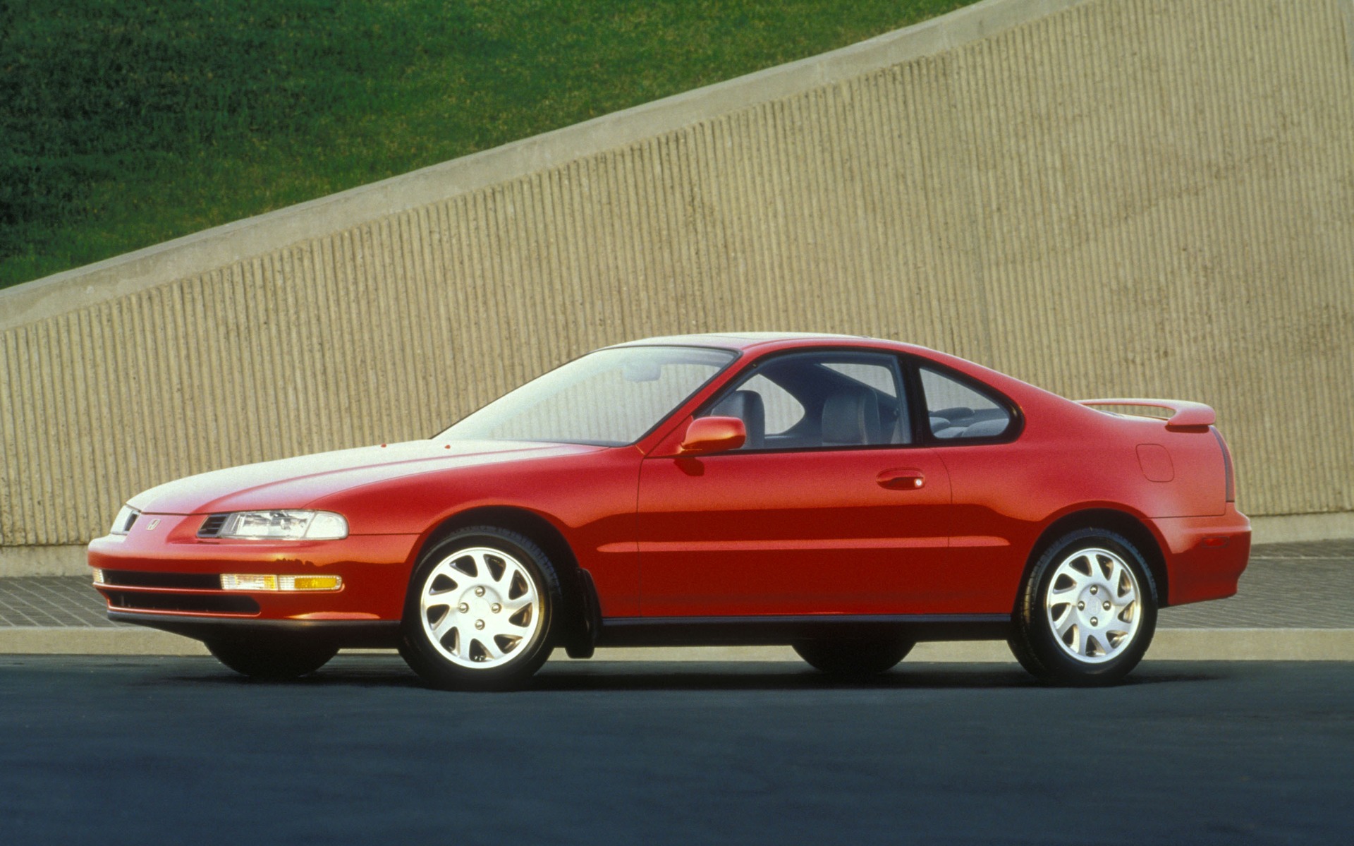 <p>1995 Honda Prelude SR-V<br>Fourth generation (1992-1996)</p>