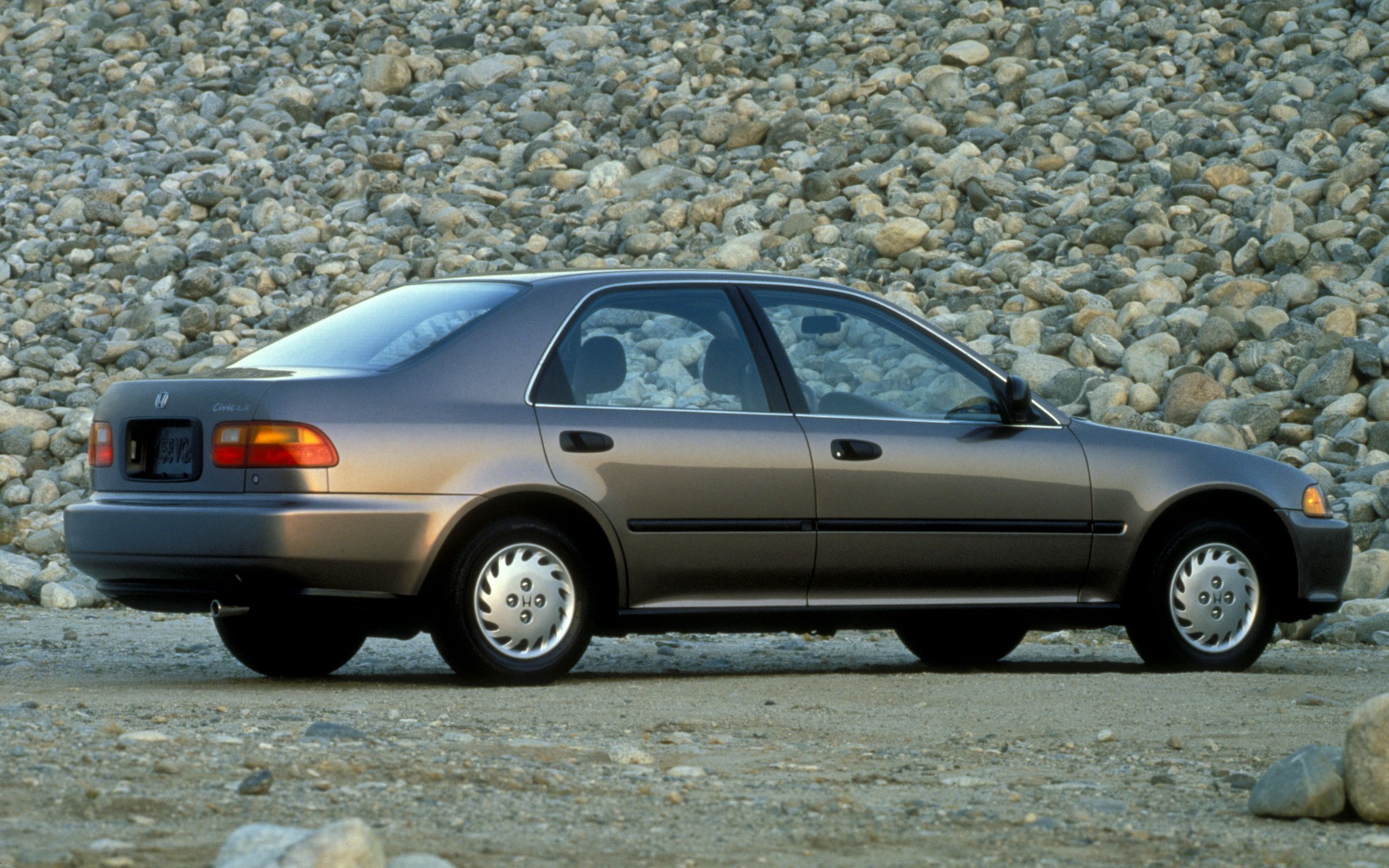 <p>Honda Civic 1992<br>G&eacute;n&eacute;ration #5 (1992-1995)</p>