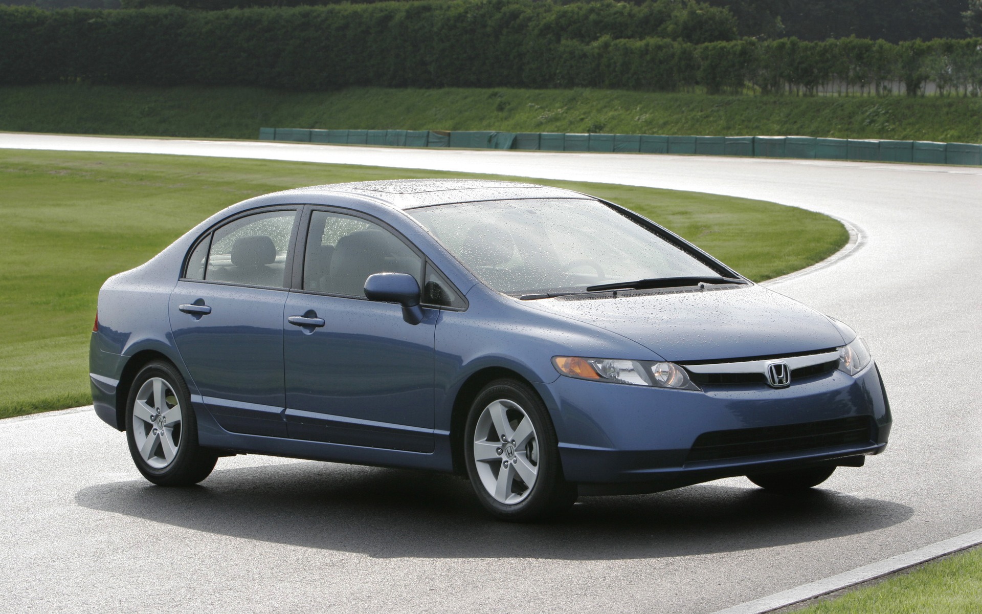 <p>Honda Civic 2006<br>G&eacute;n&eacute;ration #8 (2006-2011)</p>