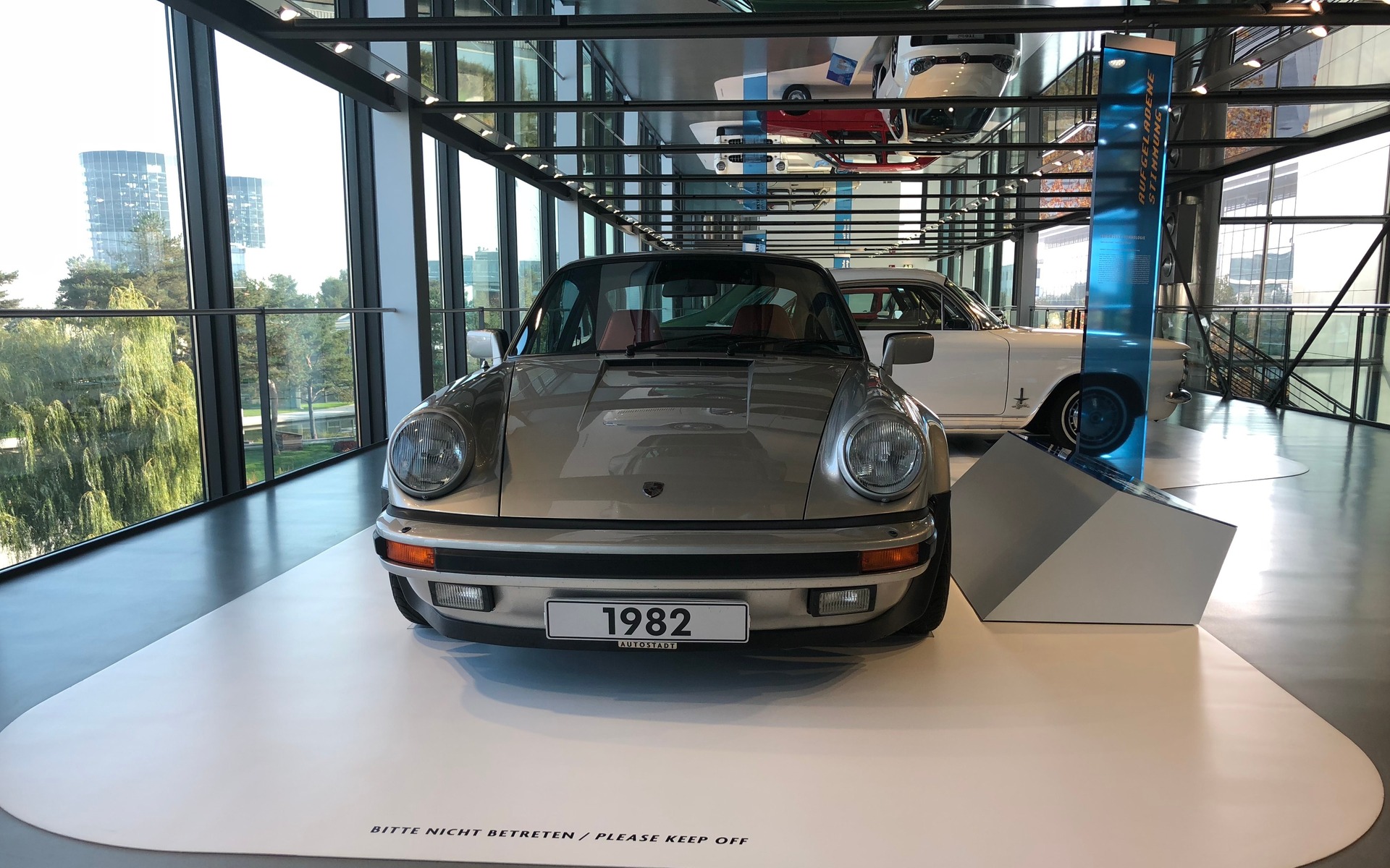 <p>1982 Porsche 911 Turbo 3.3</p>