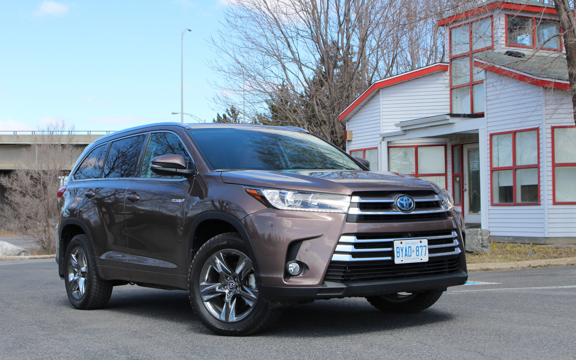 18 Toyota Highlander Hybrid The Precursor The Car Guide