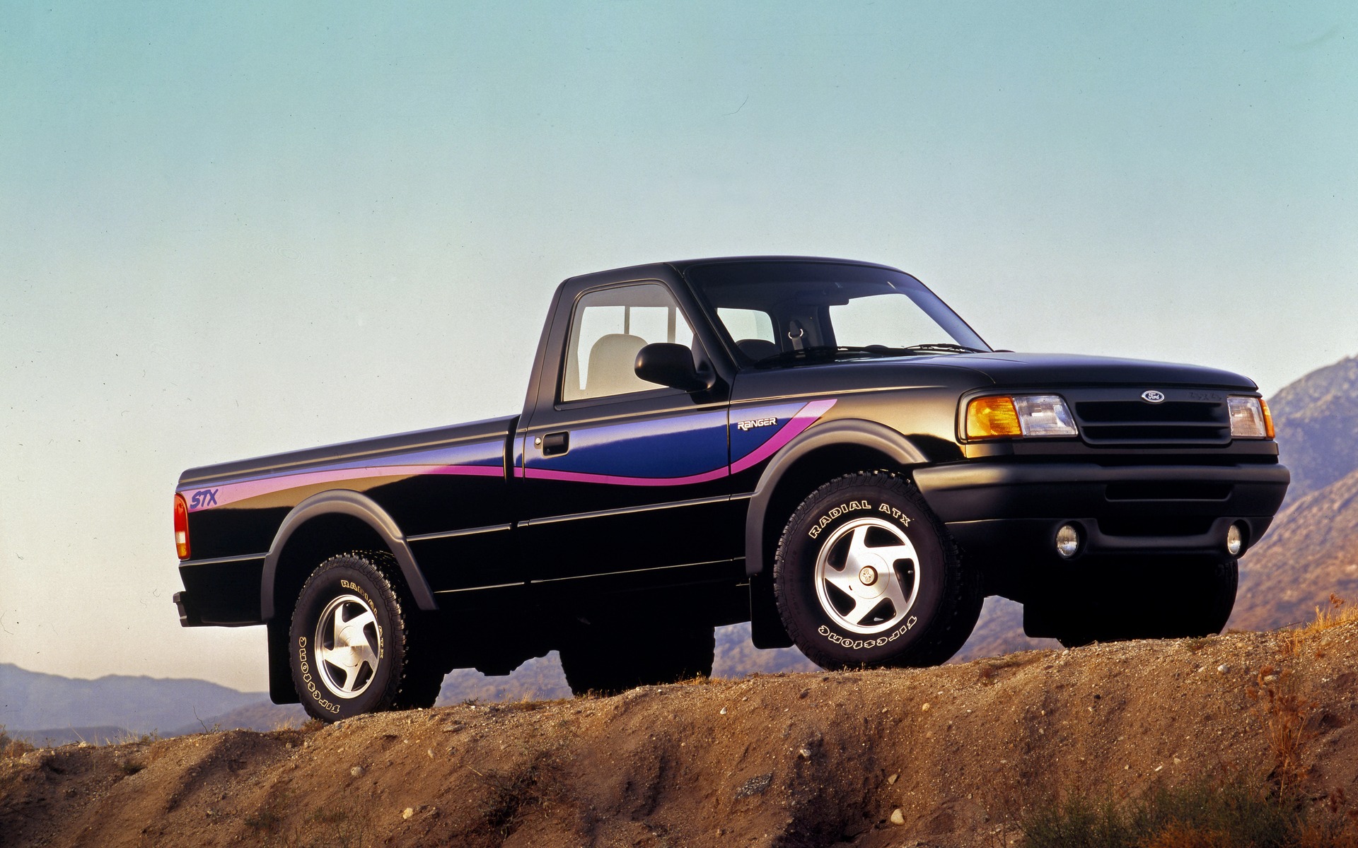 <p>Ford Ranger STX 1996</p>