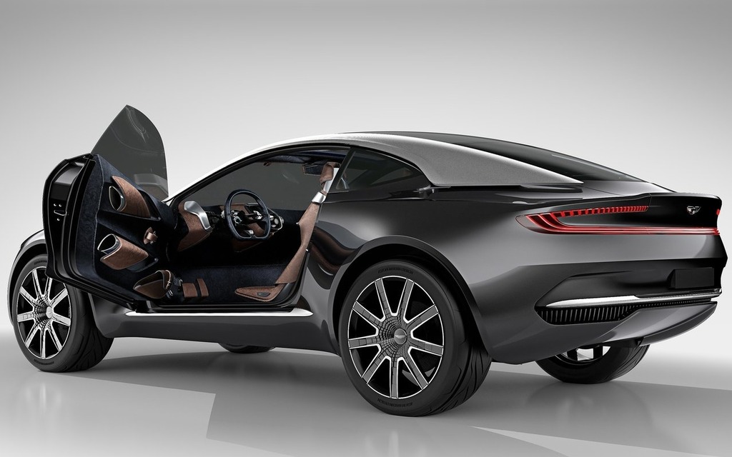 <p>Aston Martin DBX Concept (2015)</p>
