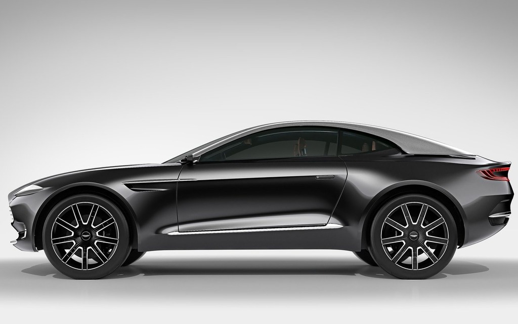 <p>Aston Martin DBX Concept (2015)</p>