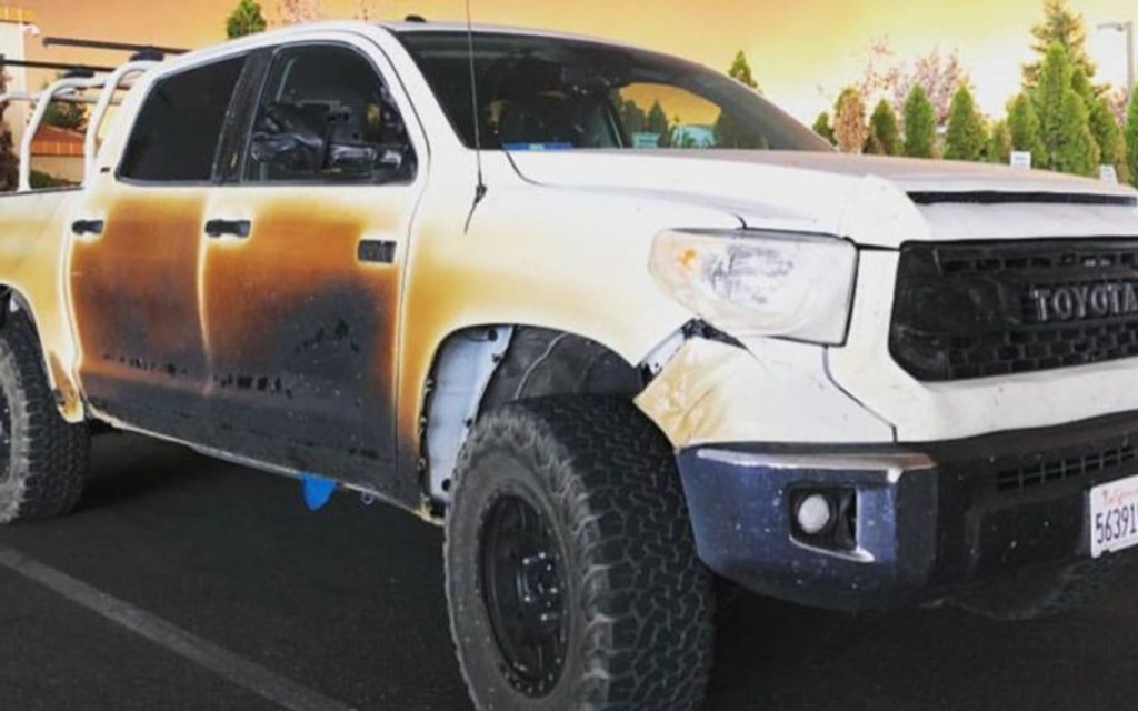 283Nice Murdered toyota tundra for Touring