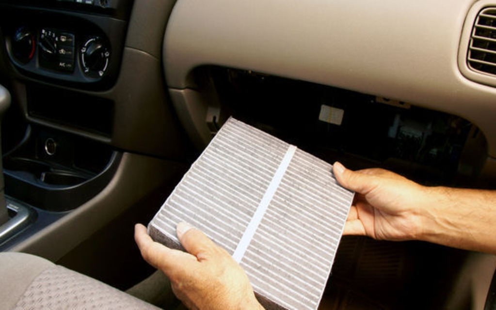 Le filtre à air : un élément indispensable à votre voiture