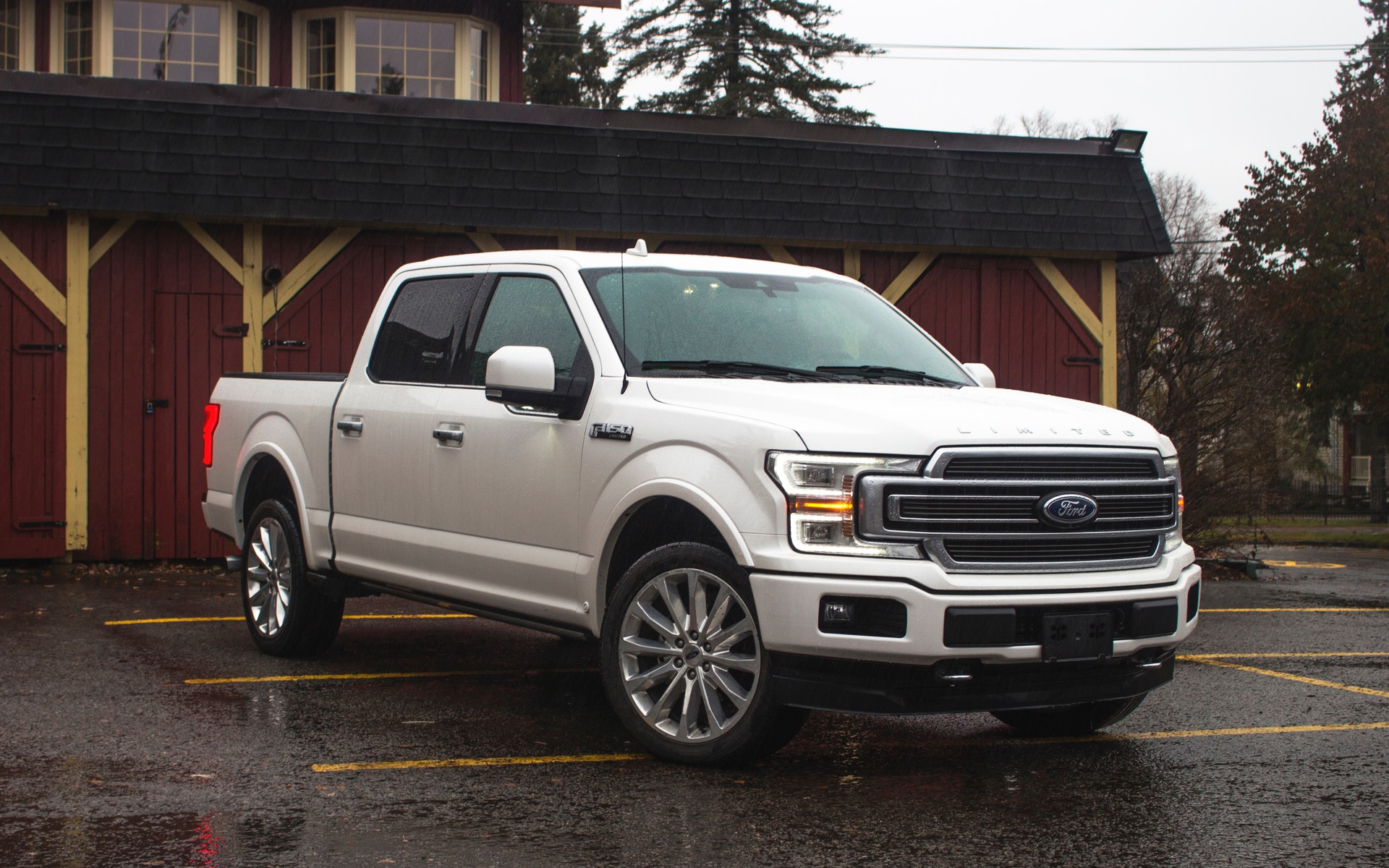<p>Ford F-150 Limited 2018</p>