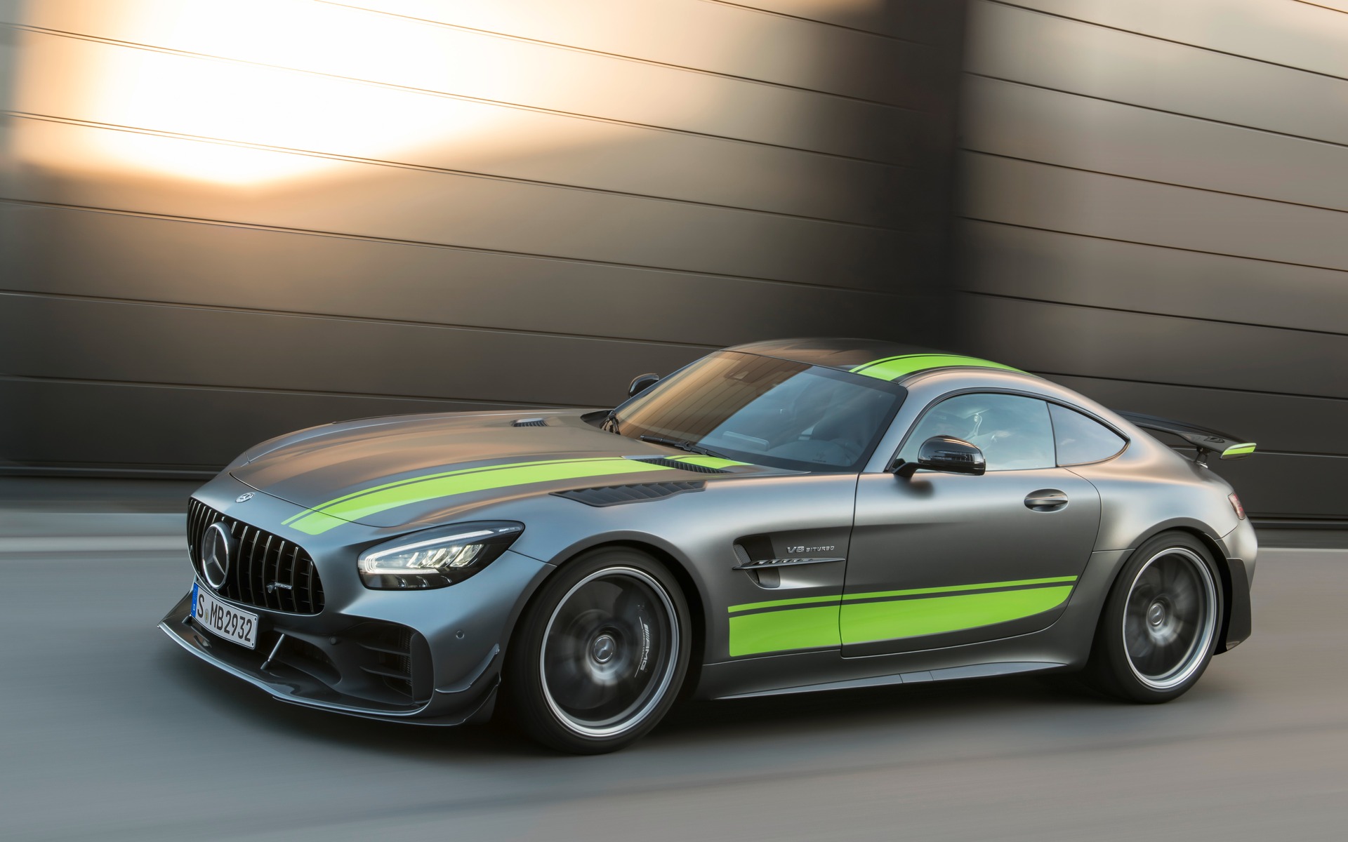 An Update For The 2020 Mercedes Amg Gt The Car Guide