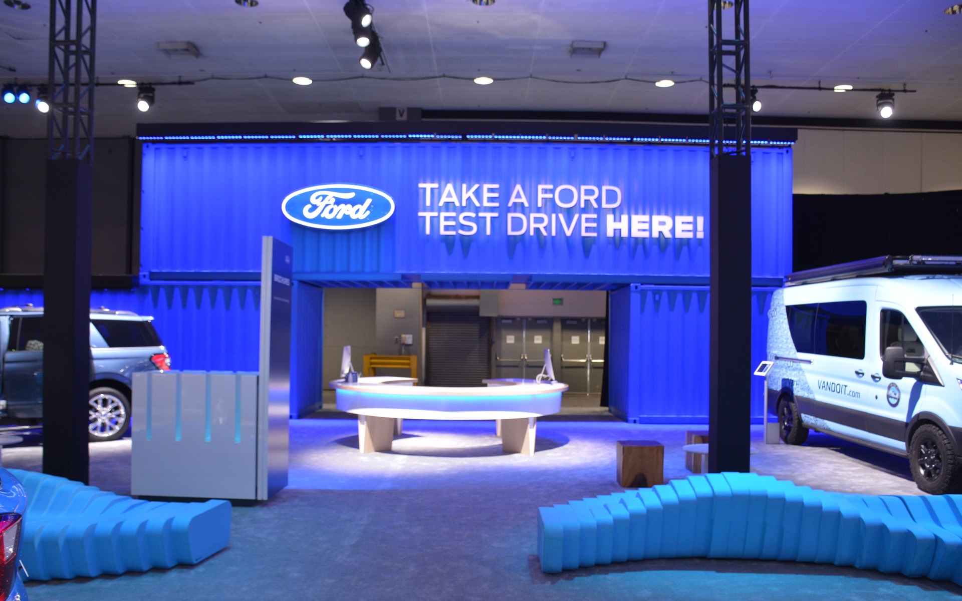 <p>Le kiosque Ford au Salon de l'auto de Los Angeles</p>