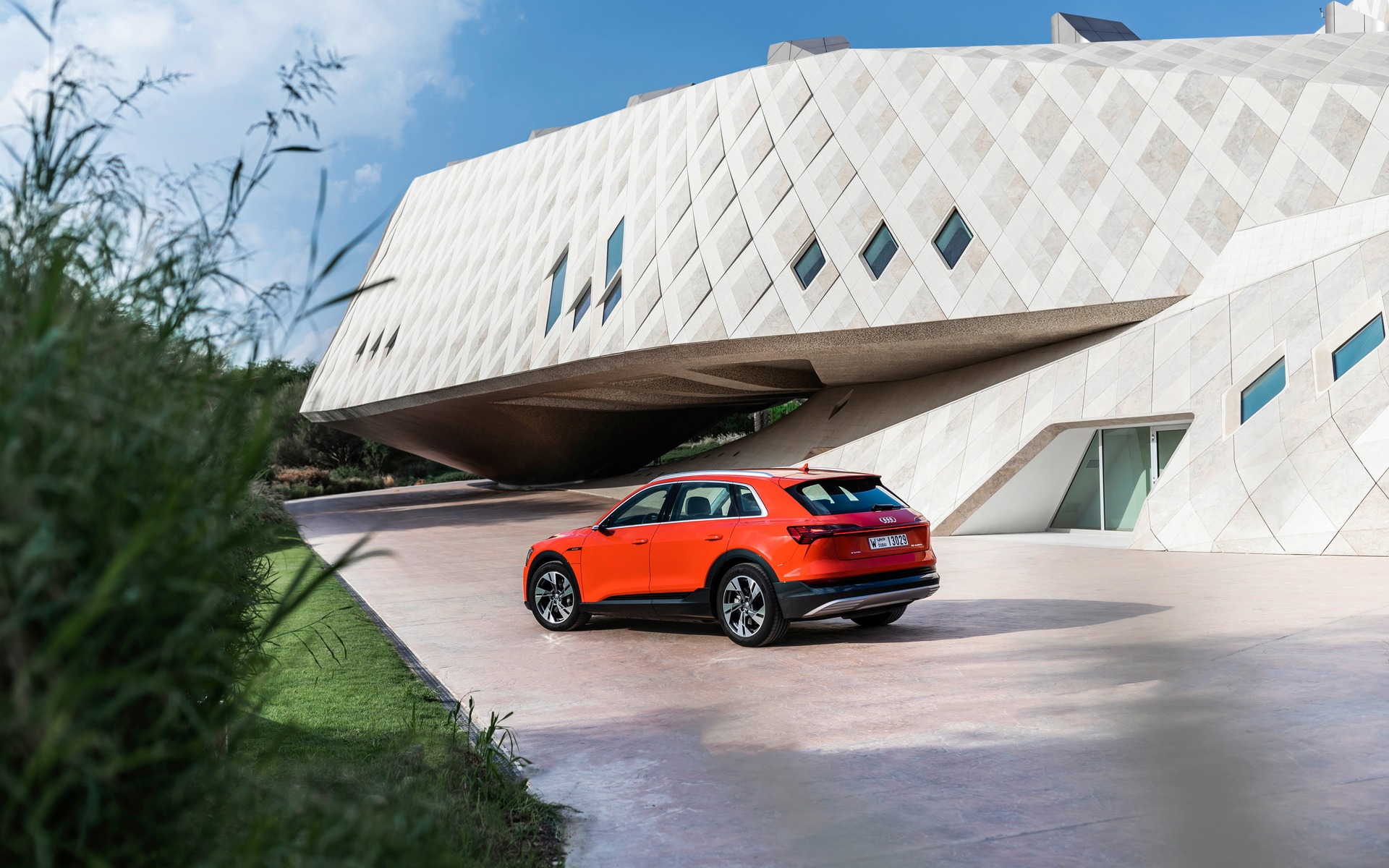 <p>Audi e-tron quattro 2019</p>
