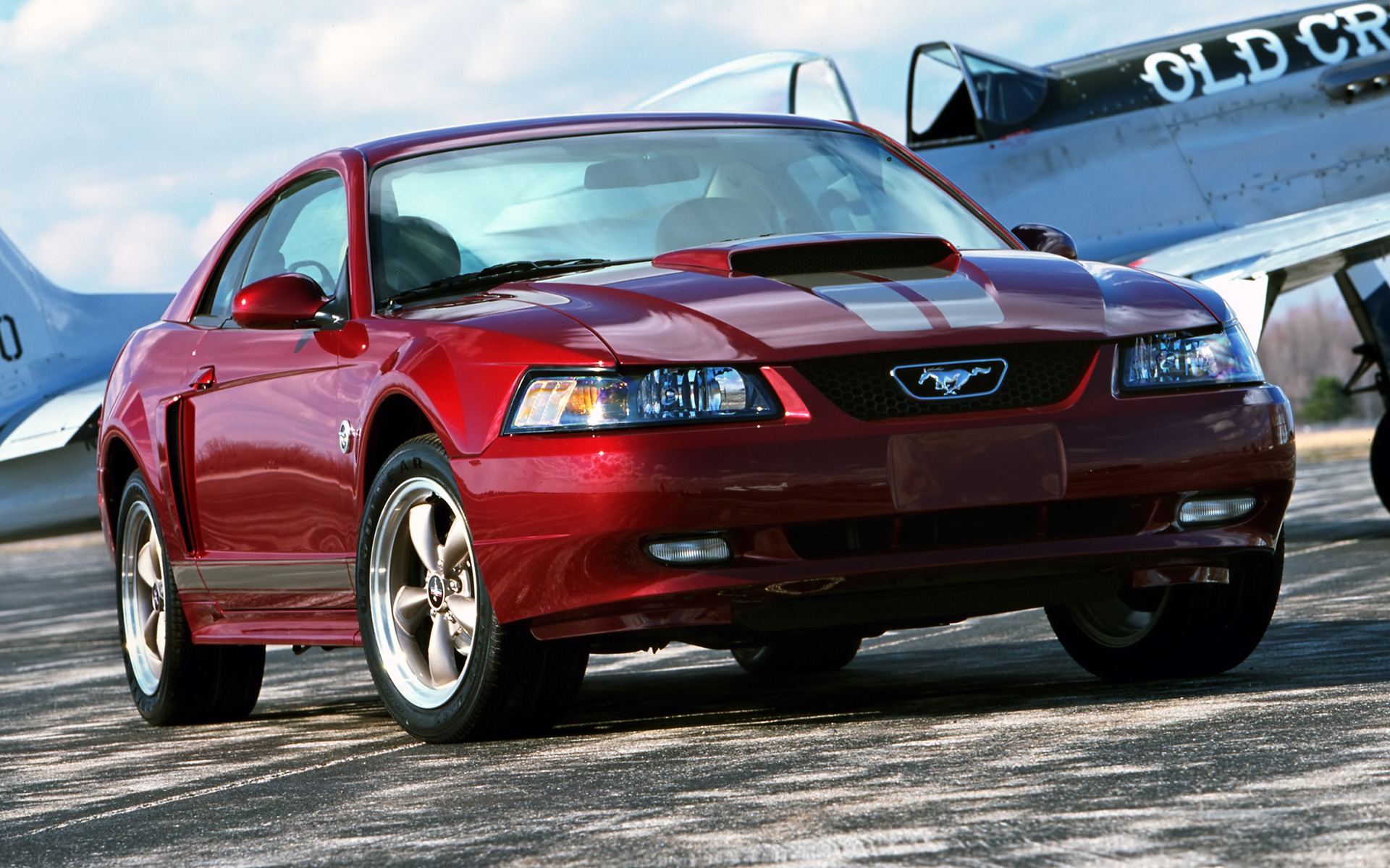 <p>Ford Mustang 2004</p>