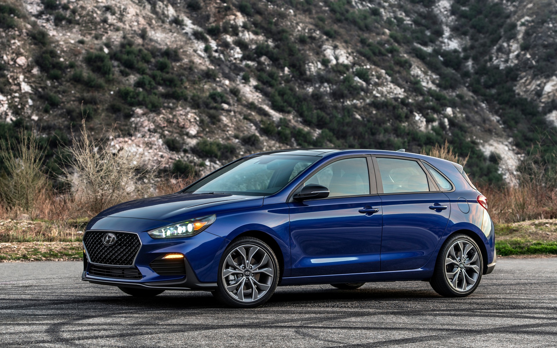 Hyundai Unveils The Elantra Gt N Line At The Detroit Auto