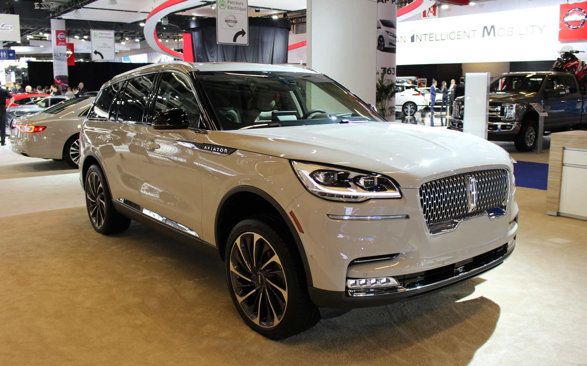 2020 Lincoln Aviator Unveiled At The Montreal Auto Show