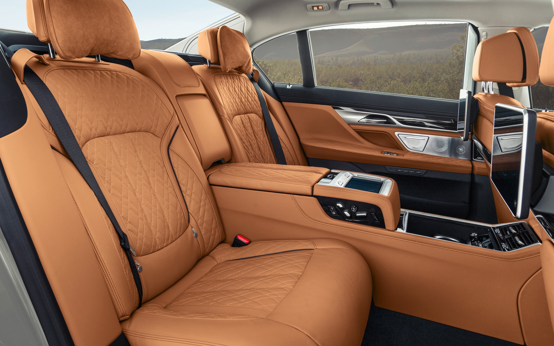 A Facelift For The 2020 BMW 7 Series 17 35