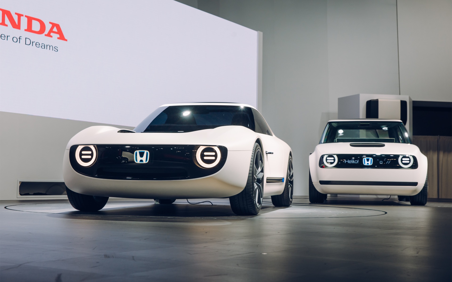 <p>Honda Sports EV Concept, unveiled at the 2017 Tokyo Auto Show.</p>
