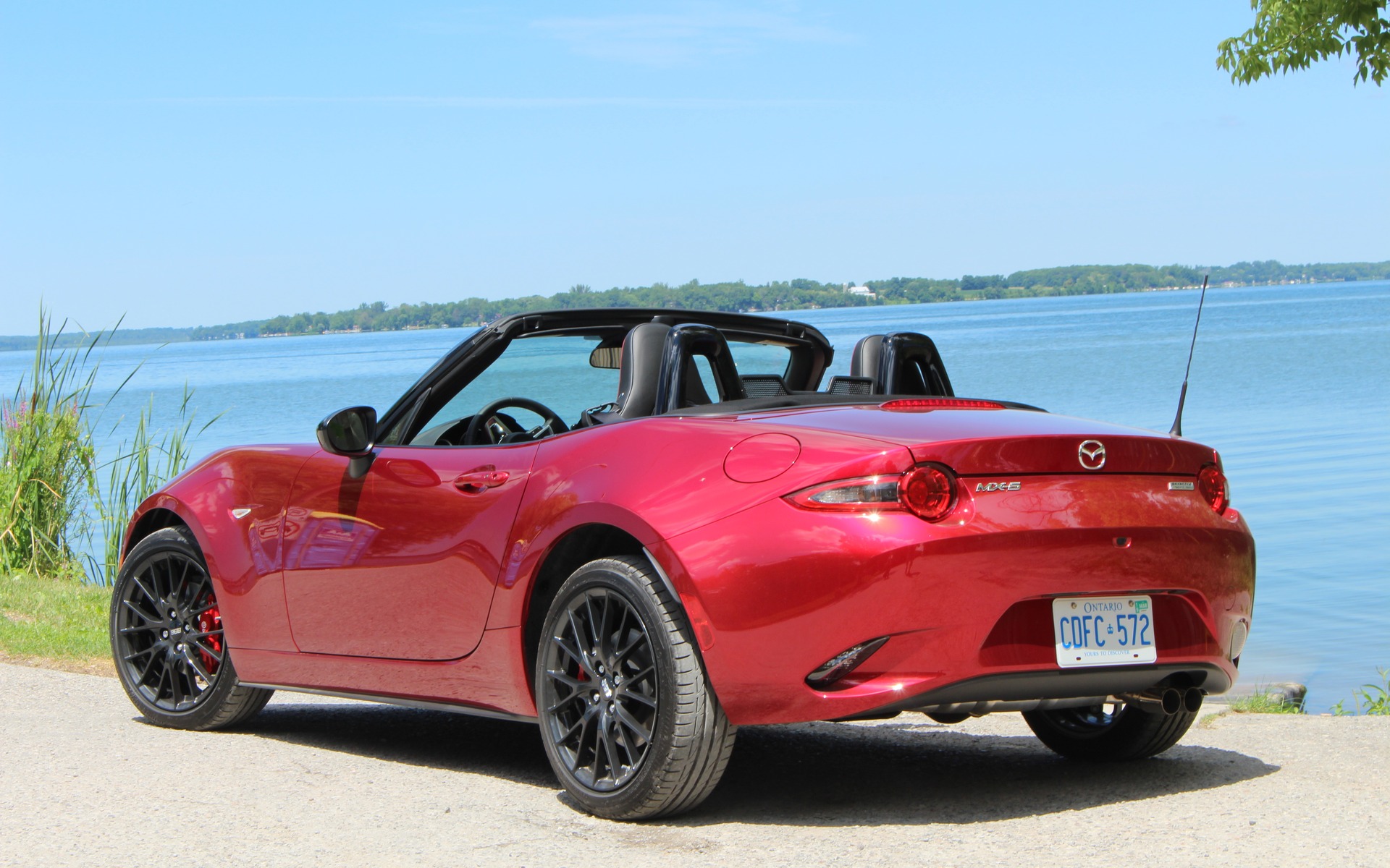 <p>Mazda MX-5</p>