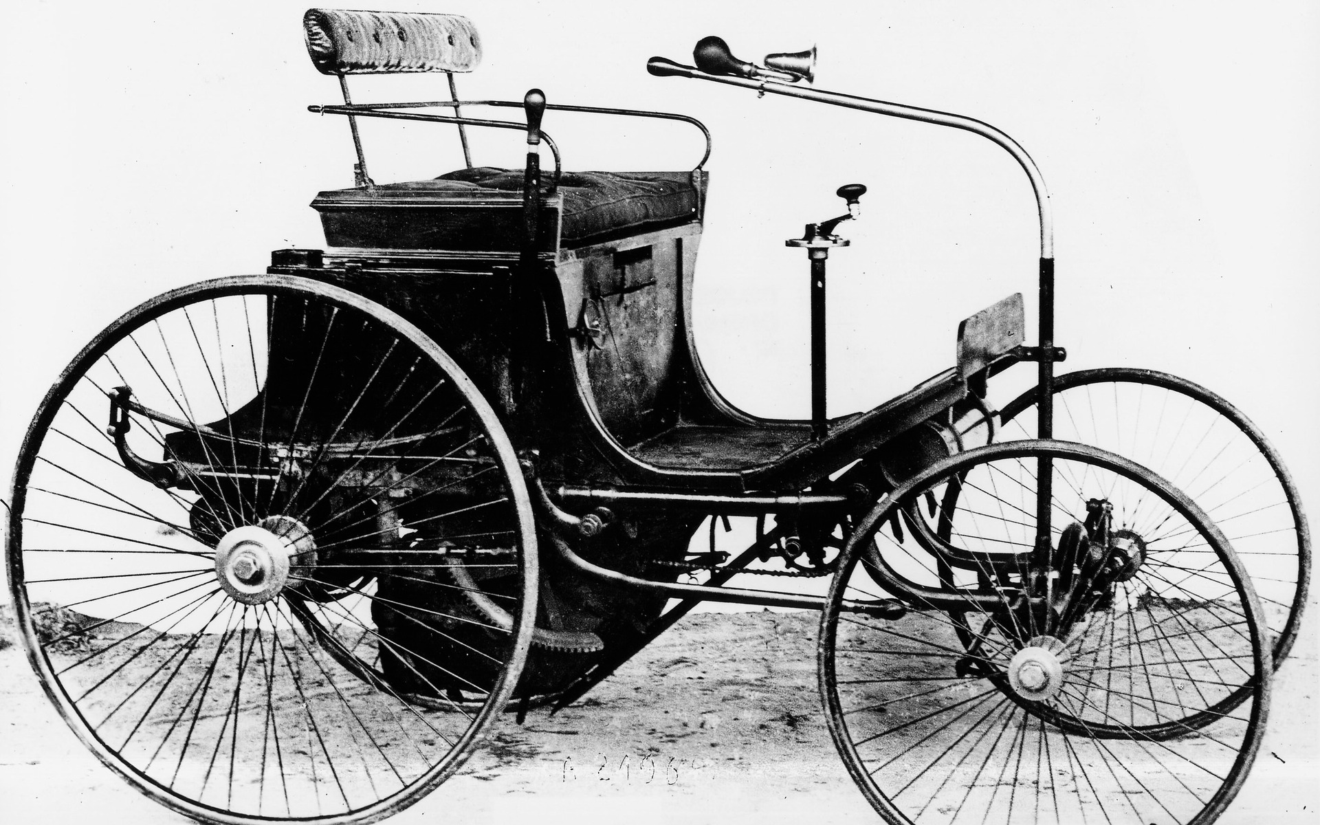 <p>Peugeot Type 2&nbsp;1890-1891</p>