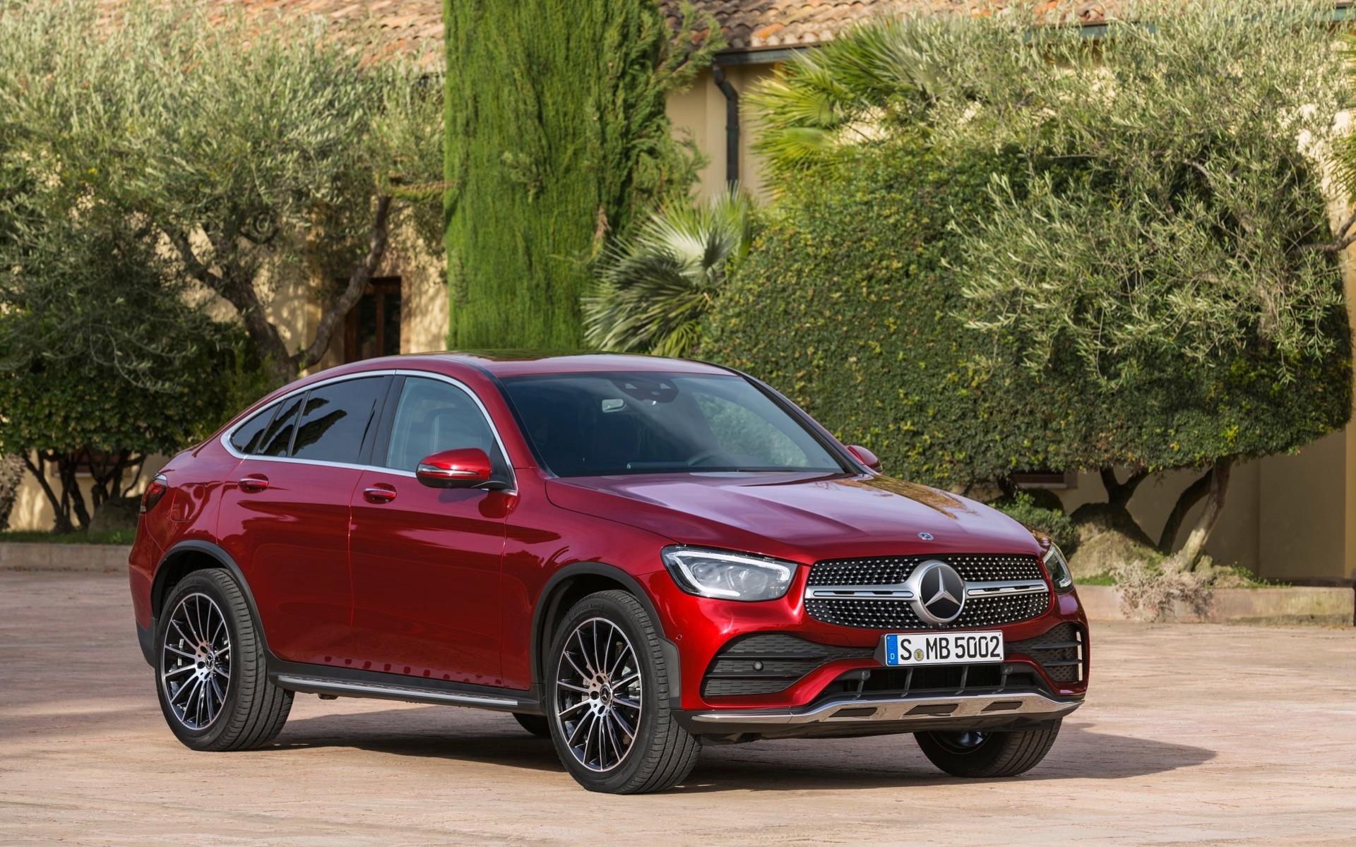 <p>Mercedes-Benz GLC Coup&eacute; 2020</p>