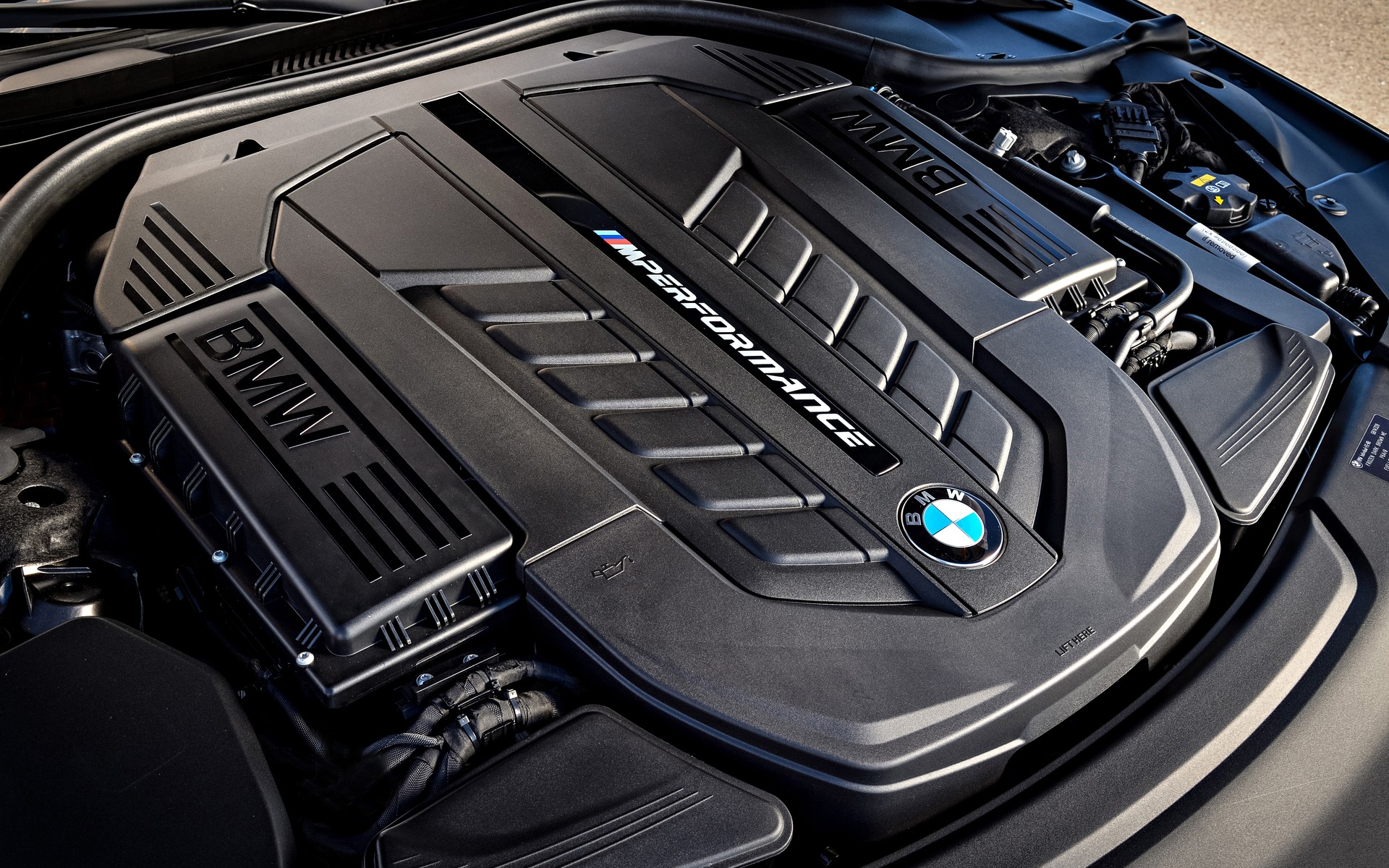 BMW’s V12 Engine is Safe Through 2023 at Least The Car Guide