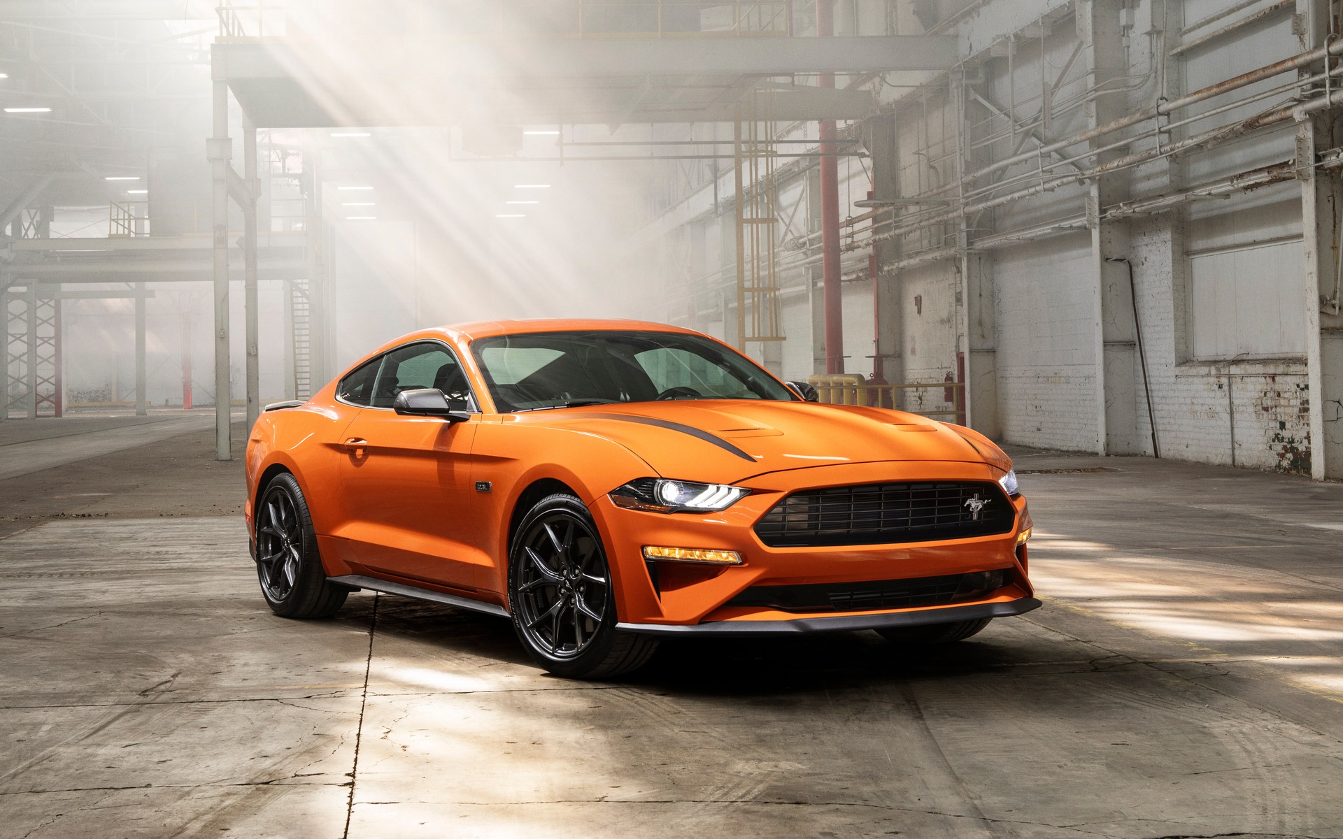 <p>2020 Ford Mustang EcoBoost with 2.3L High Performance Package</p>