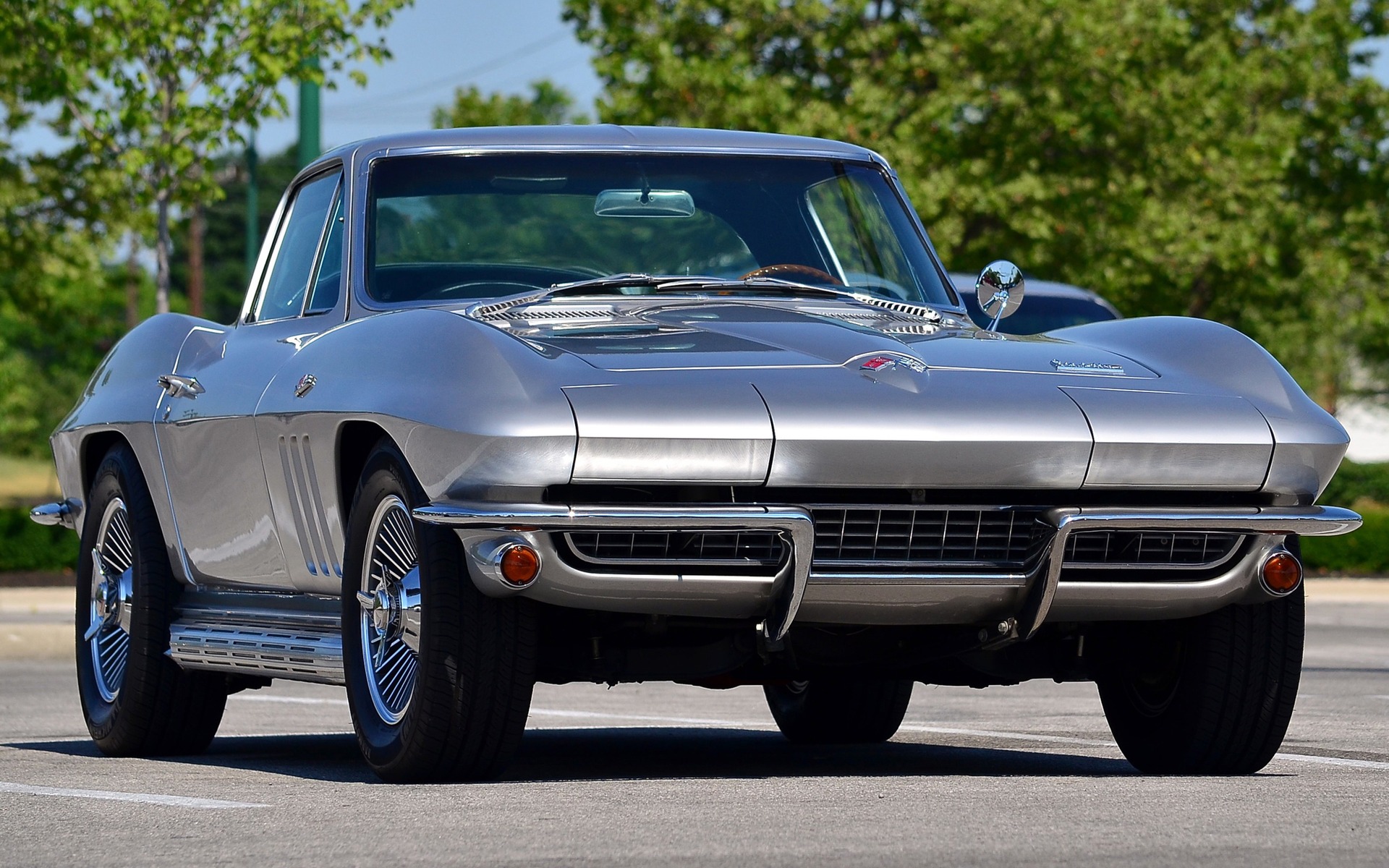 <p>Chevrolet Corvette 1966</p>