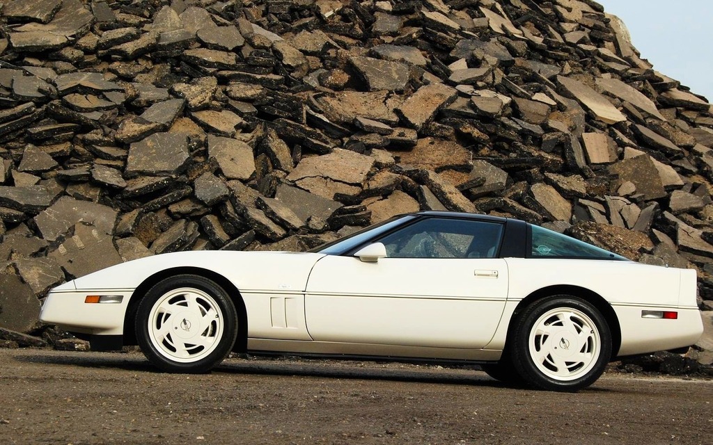 <p>Chevrolet Corvette 1988</p>