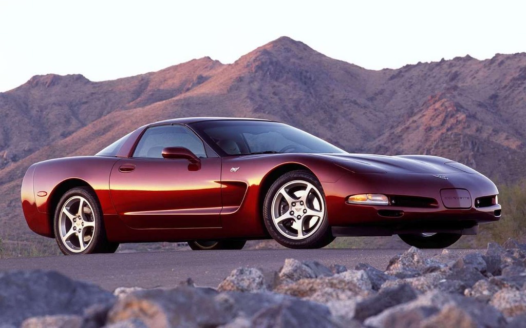<p>Chevrolet Corvette 2003</p>