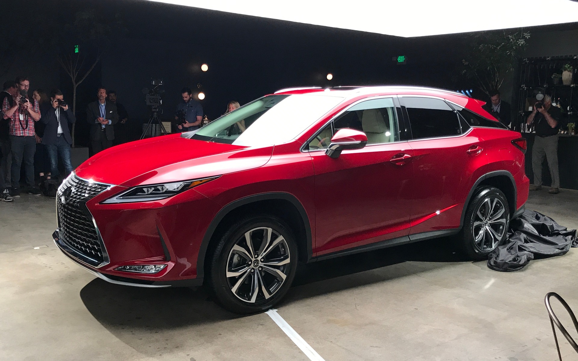 Our Exclusive Look At The New 2020 Lexus Rx The Car Guide