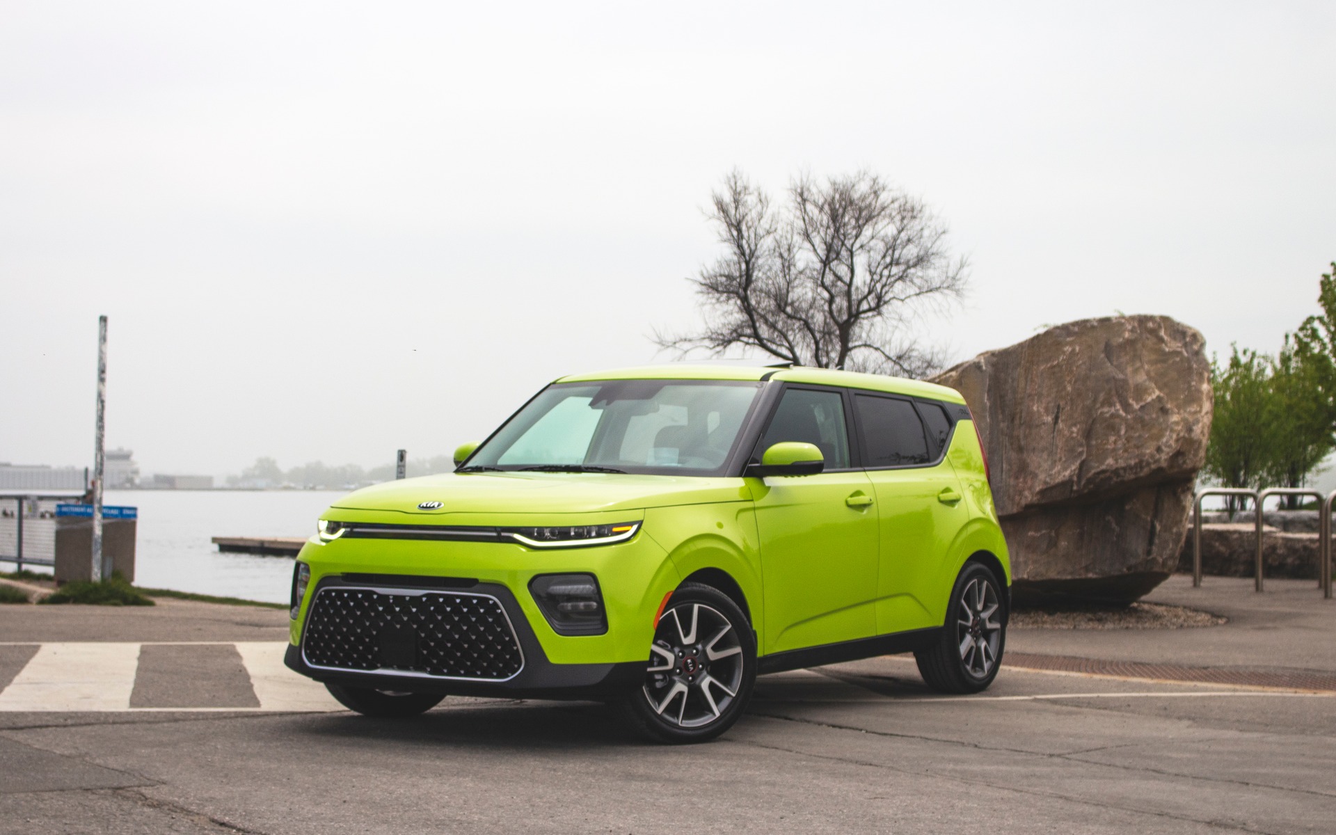 2020 kia soul owning the boxy wagon niche the car guide 2020 kia soul owning the boxy wagon