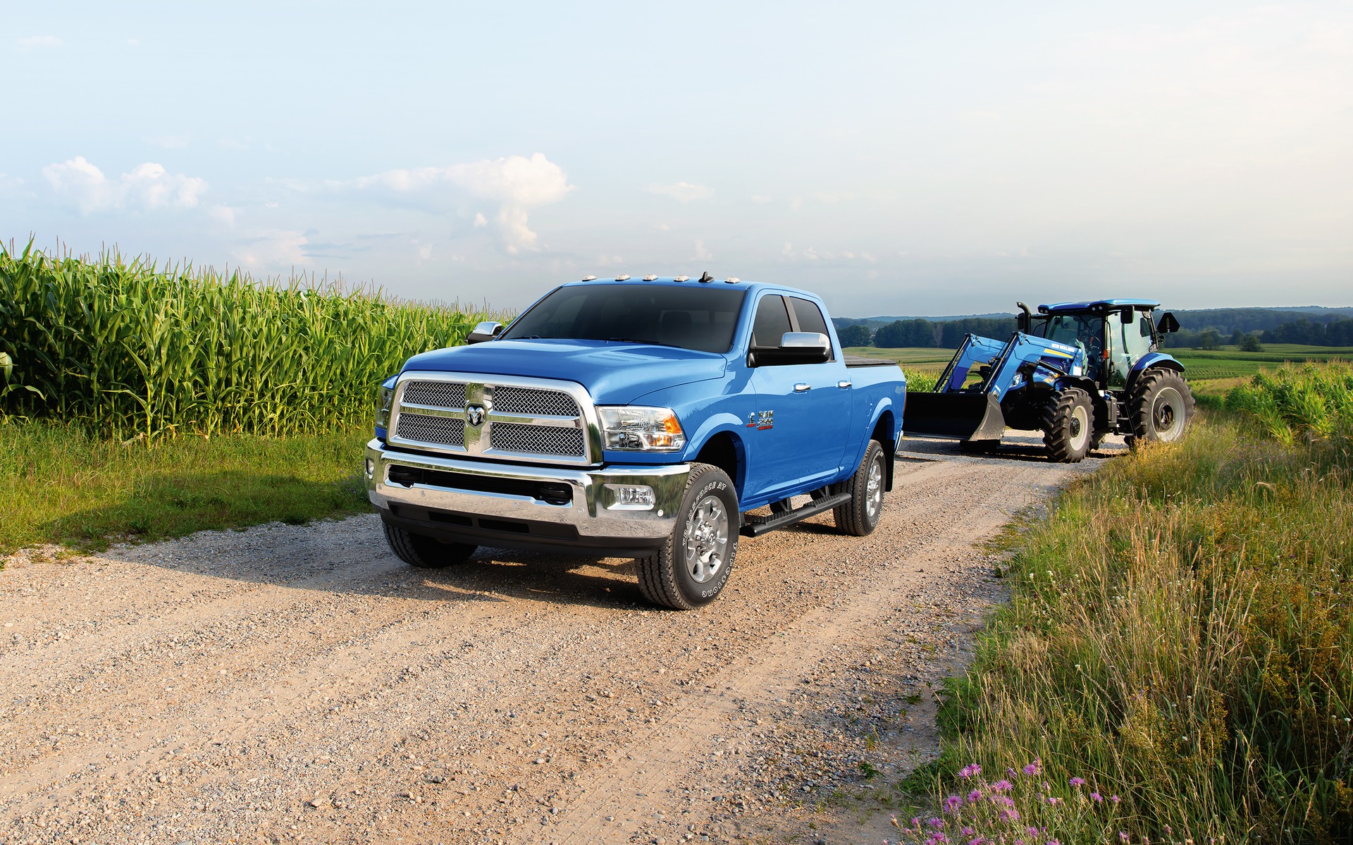 <p>FCA continues to sell the previous model as the Ram 1500 Classic. </p>