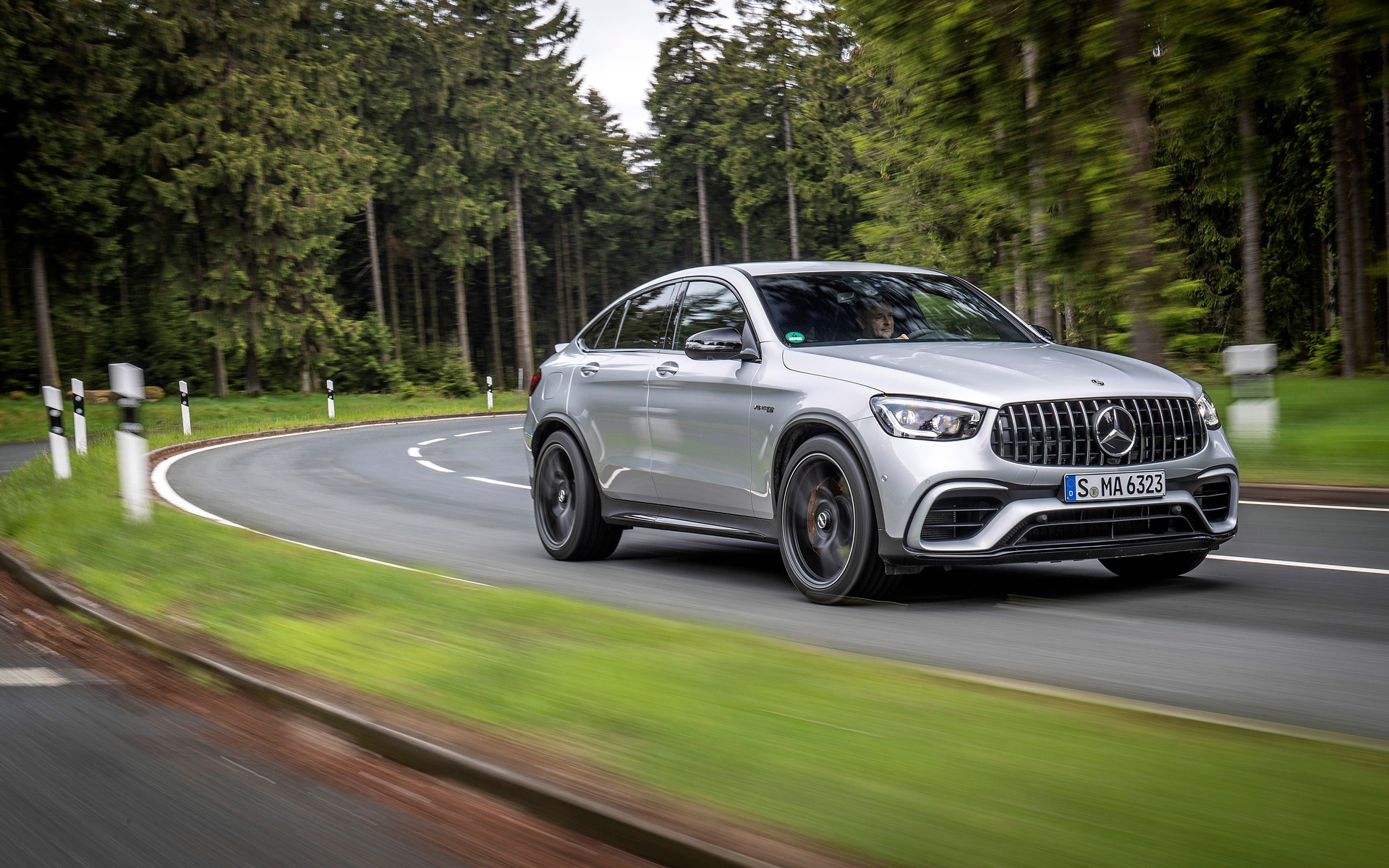 <p>2020 Mercedes-AMG GLC 63 S Coupe</p>