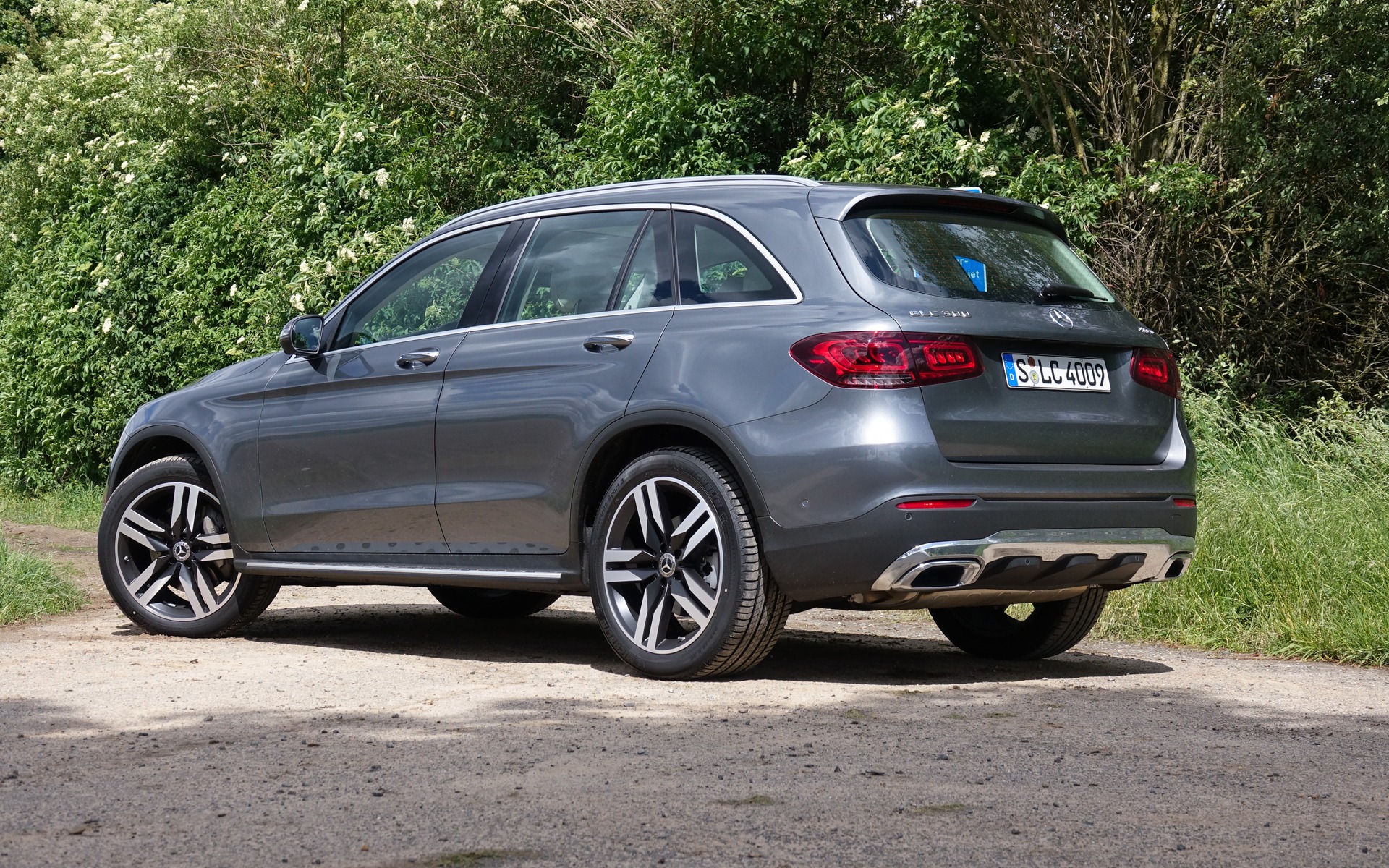 <p>2020 Mercedes-Benz GLC 300 4MATIC</p>