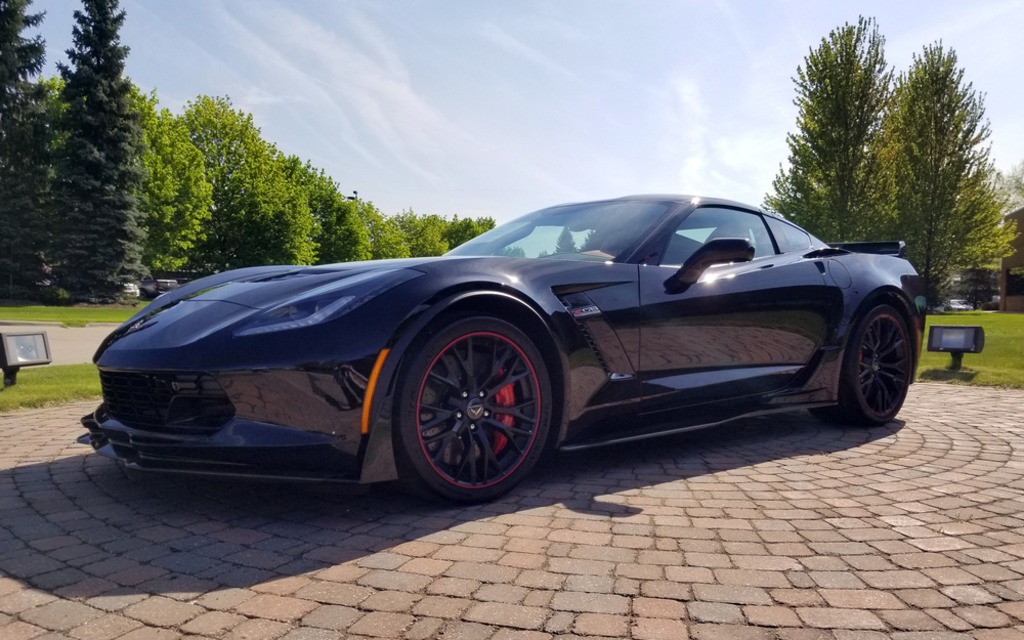 Last Corvette With A Front Engine Sold For Record 3 5