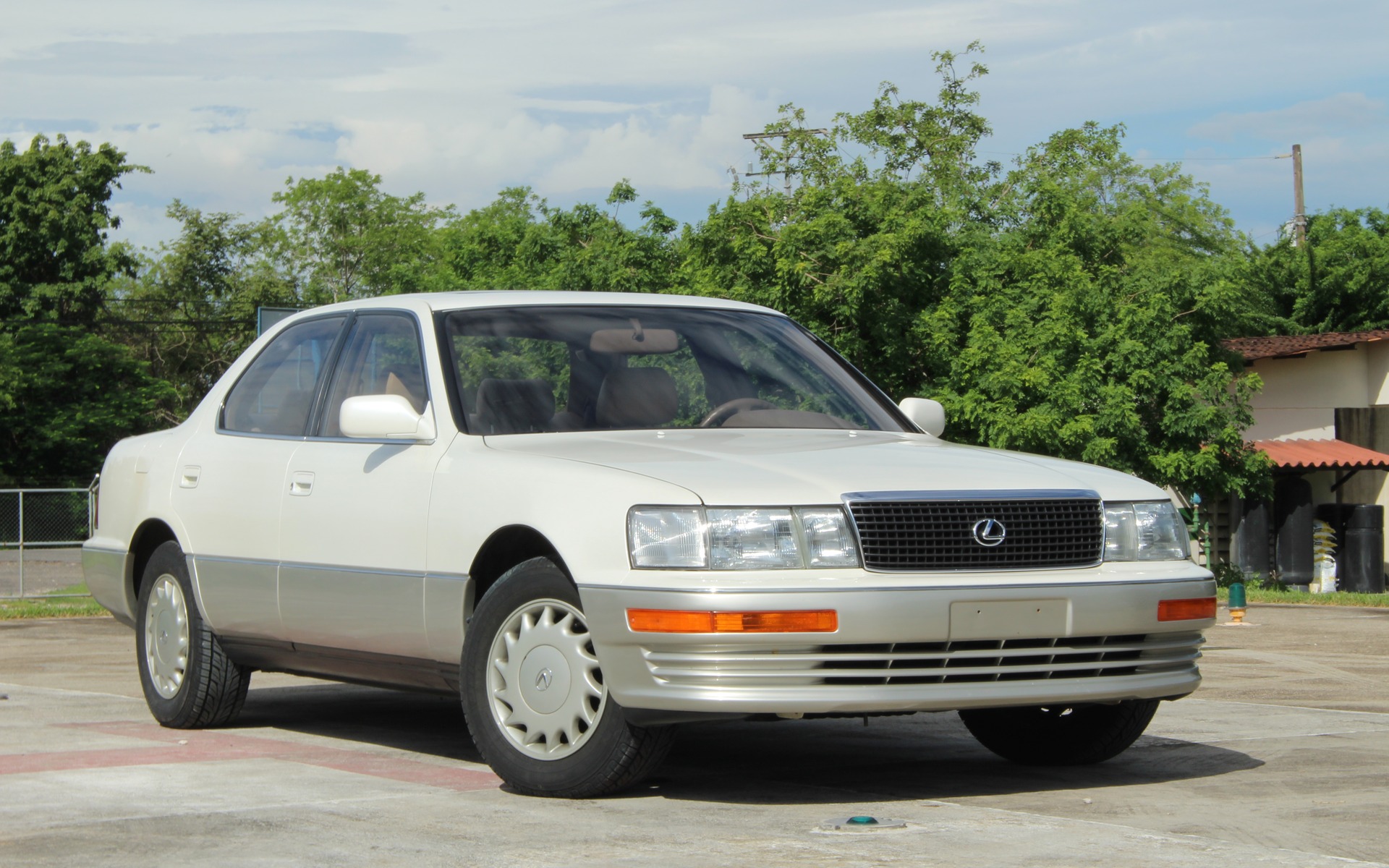 1990 Lexus LS 400 Is Junkyard Treasure