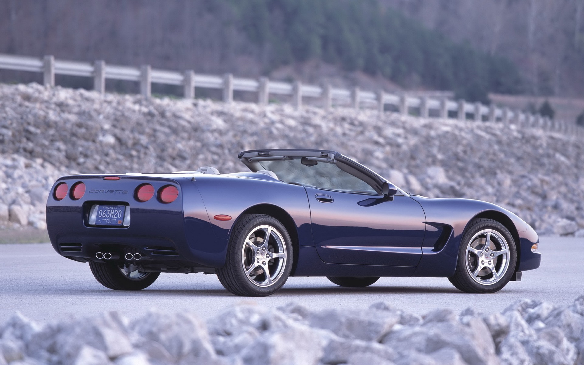 <p>1998 Chevrolet Corvette</p>