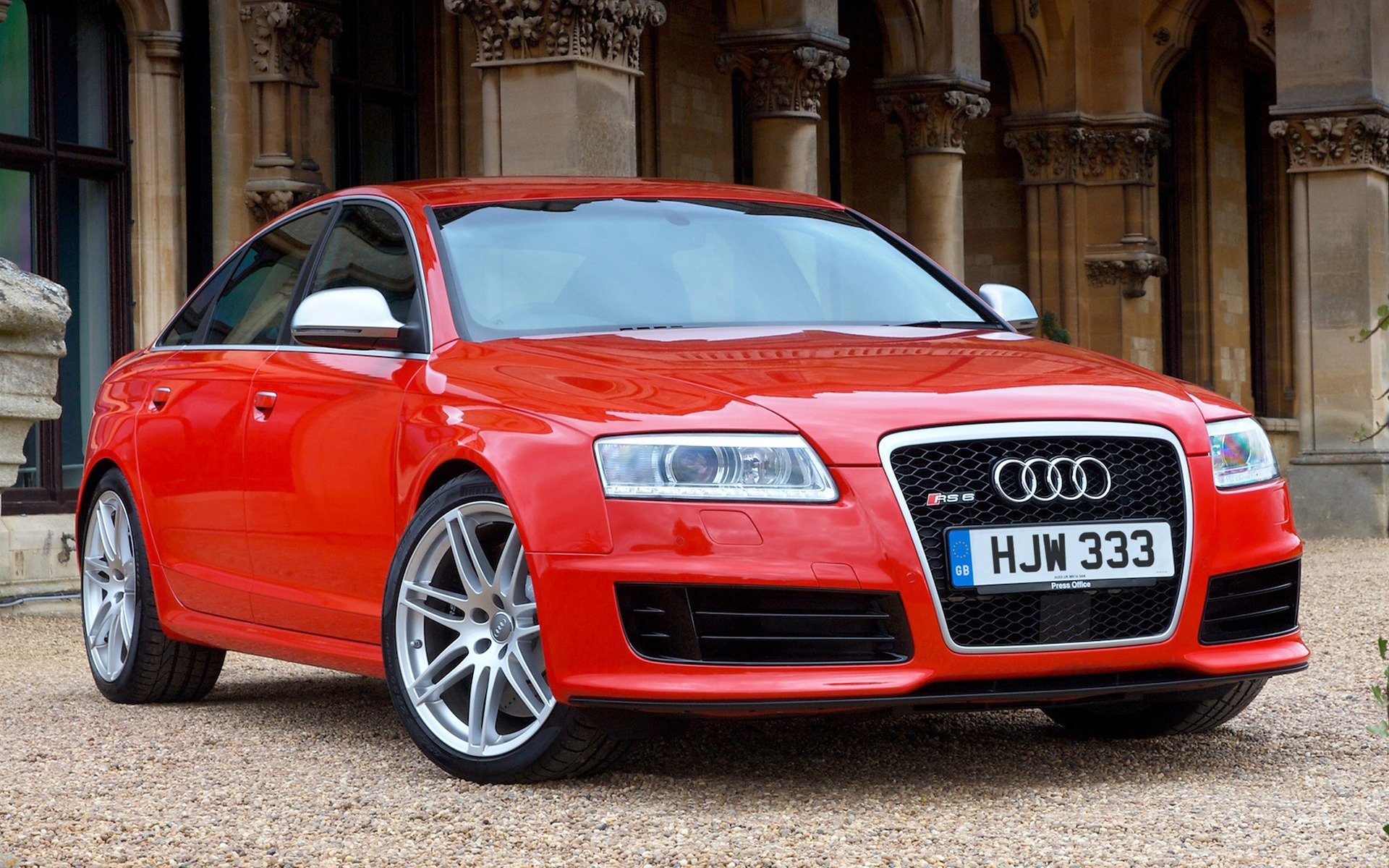 <p>Audi RS 6 (2008) : V10 biturbo de 5,0 litres, 570 ch</p>