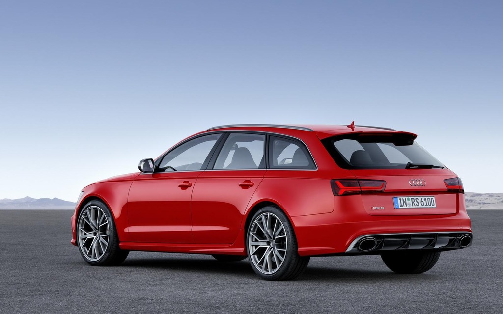 <p>Audi RS 6 Avant (2013) : V8 biturbo de 4,0 litres, 552 ch</p>