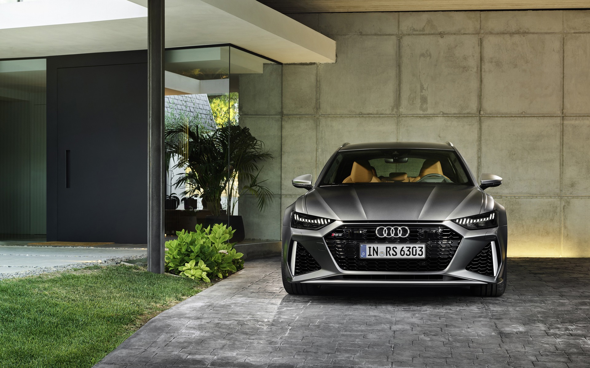 <p>Audi RS6 Avant 2020</p>