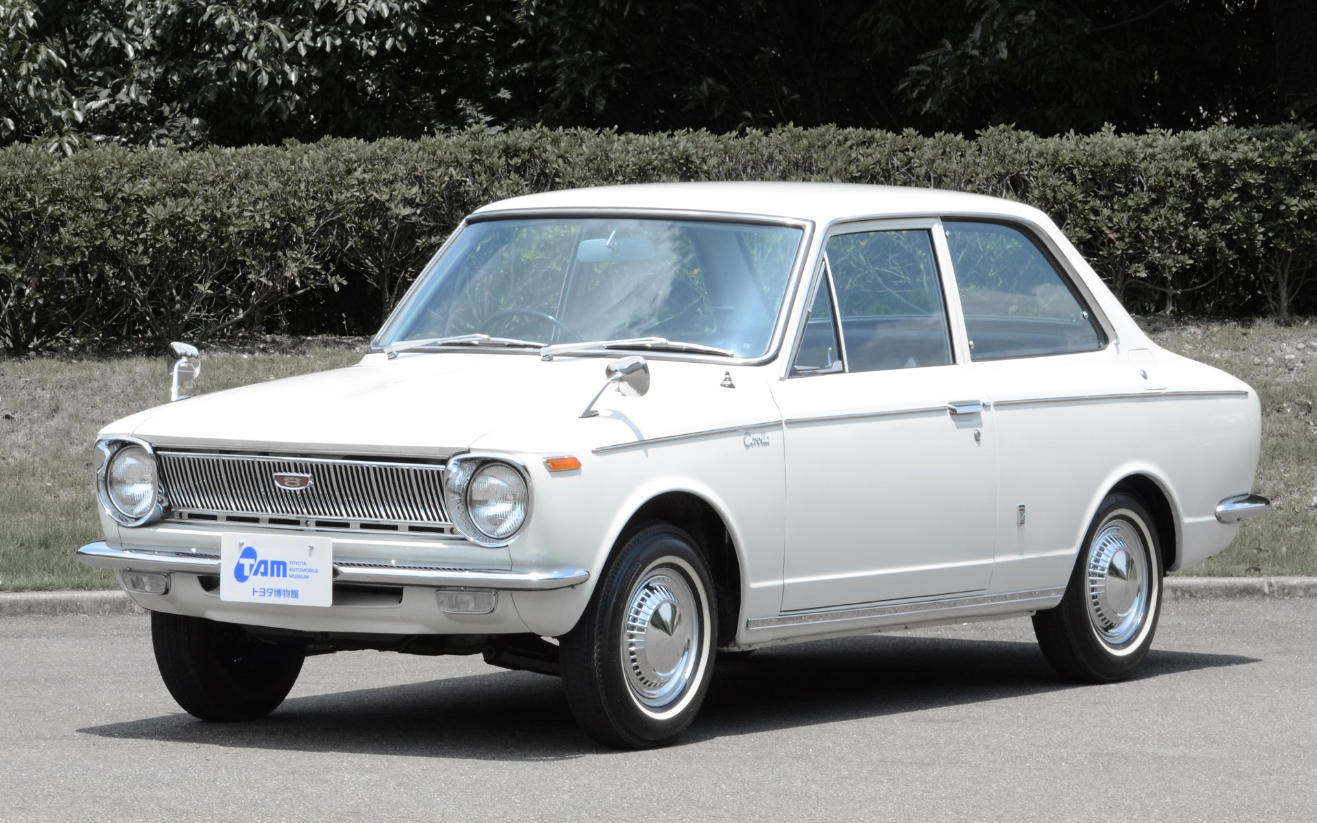 <p>Toyota Corolla<br>First generation (1966-1970)</p>