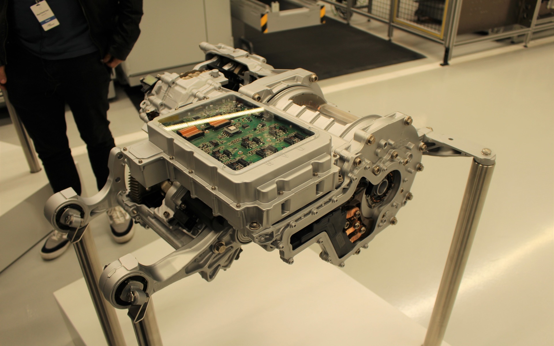 <p>Components of the 2020 Porsche Taycan&rsquo;s electric drivetrain.</p>