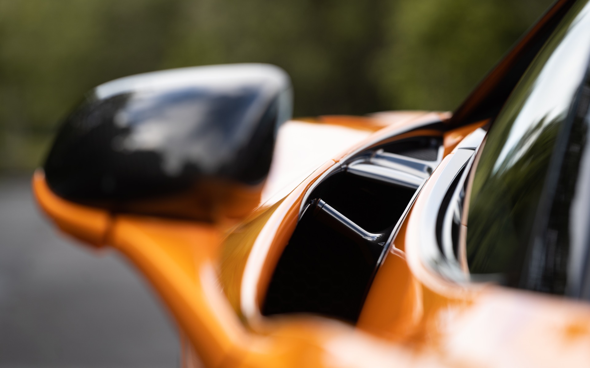 <p>McLaren 720S Spider 2019</p>