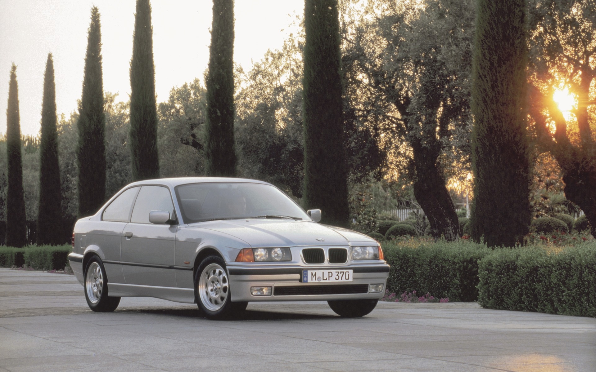 <p>BMW 3 Series<br> Third generation, E36 (1992-1998)</p>