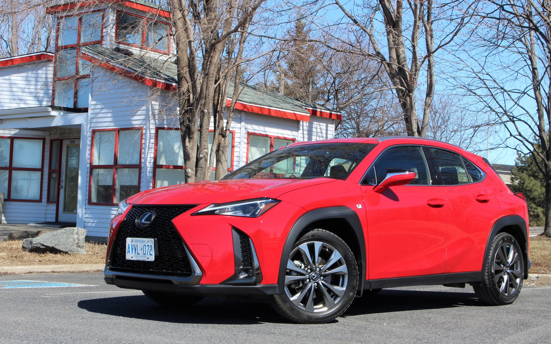 Lexus ux 200